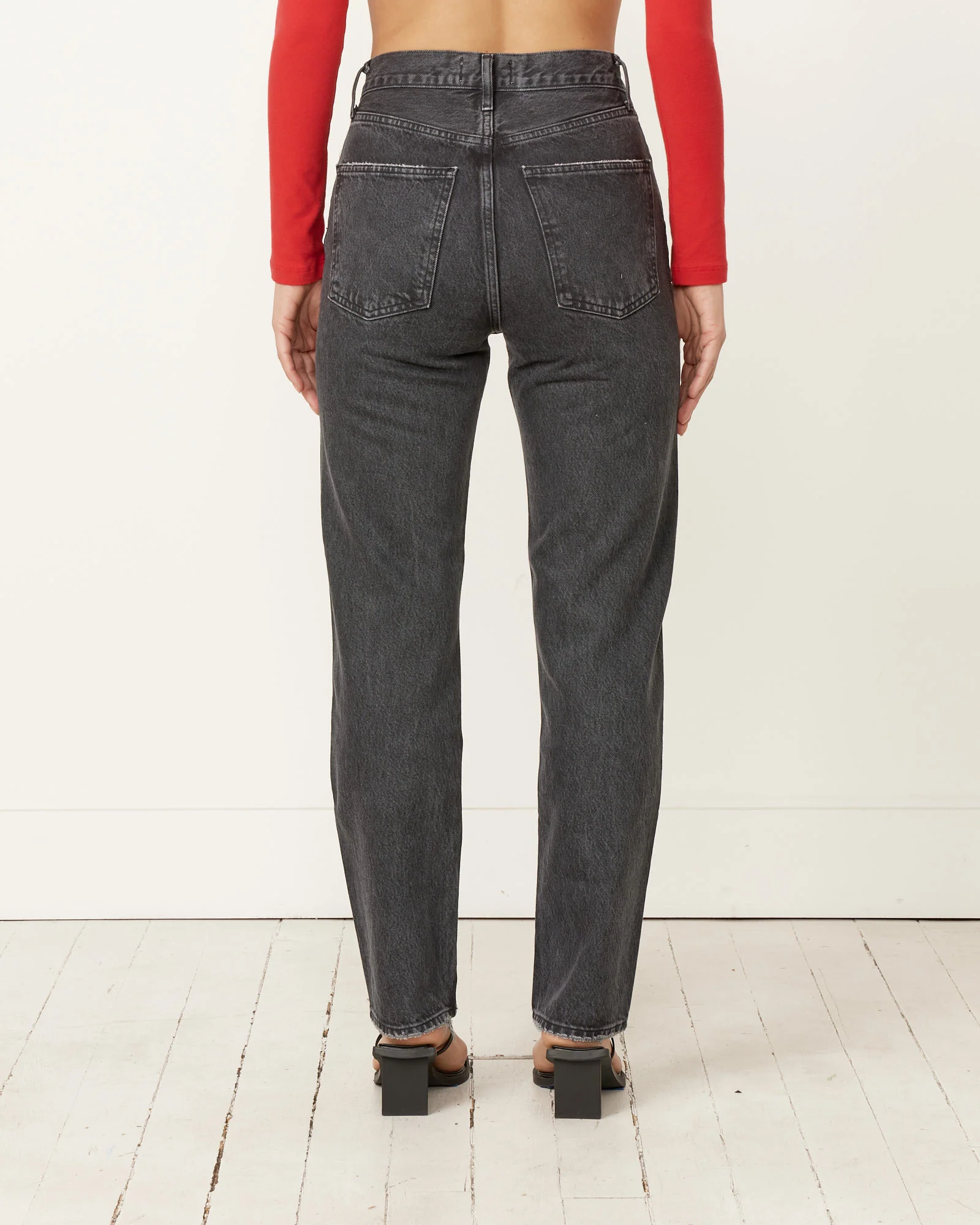 90's Pinch Waist - Image 4