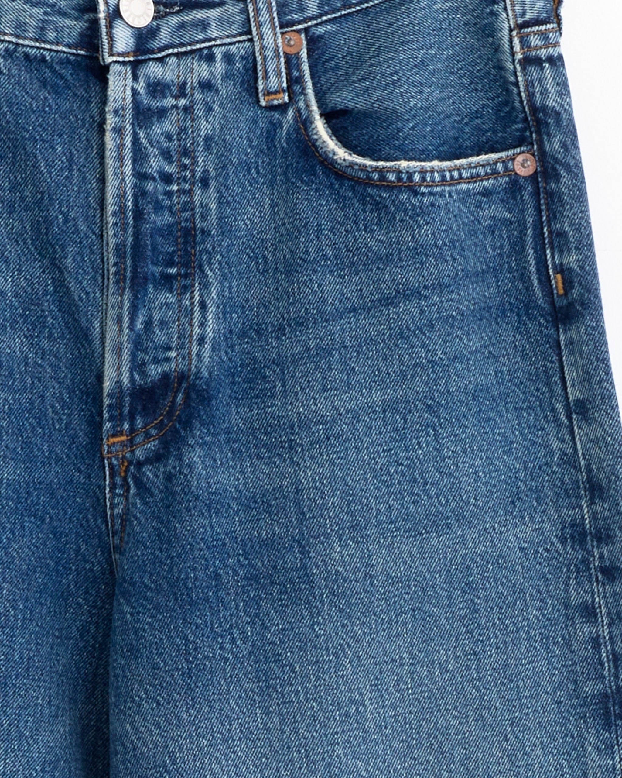 Ren Jean 32" in Chapter - Image 2