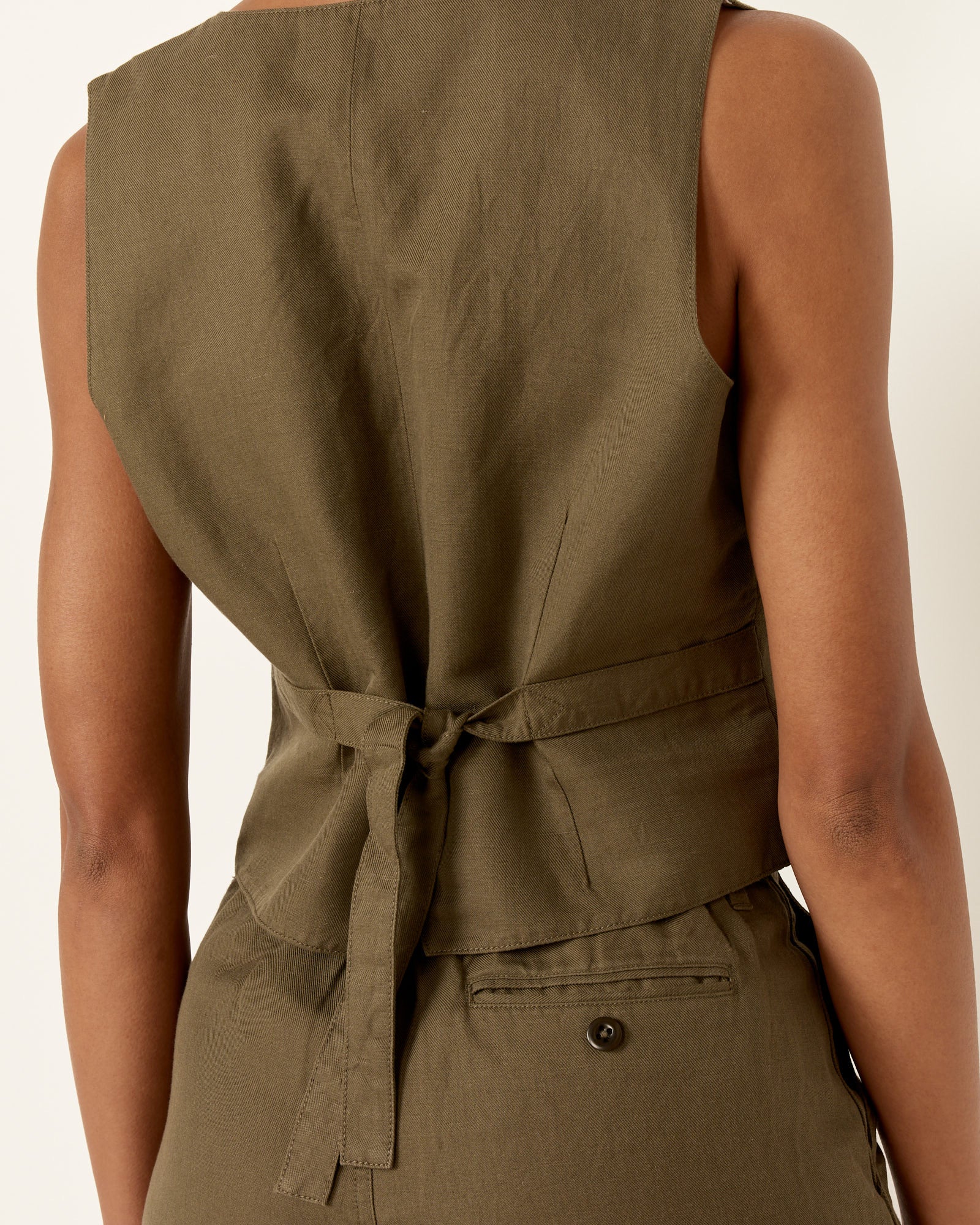Kam Vest in Puglia Olive - Image 4