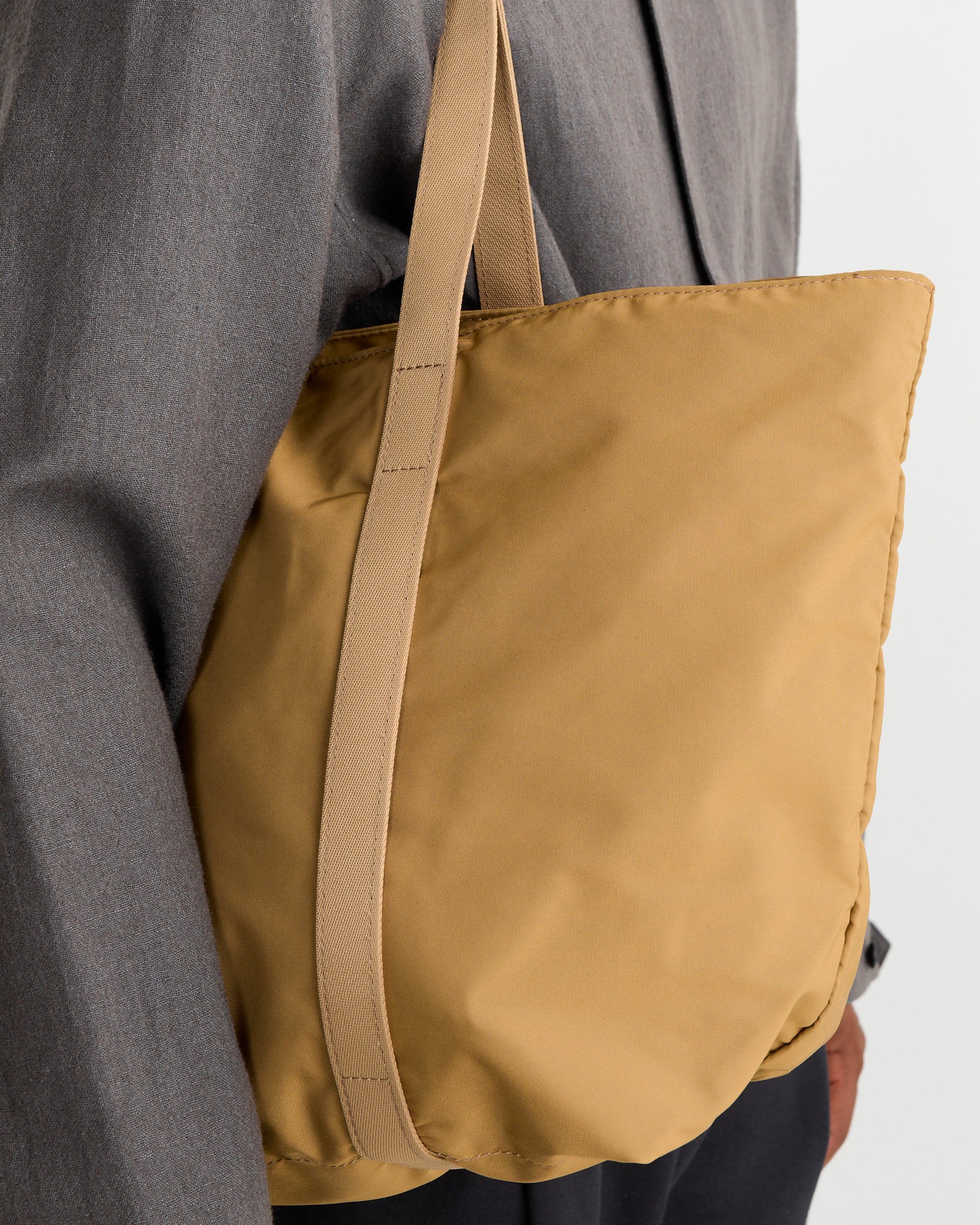 Gabardine Tote in Beige - Image 6