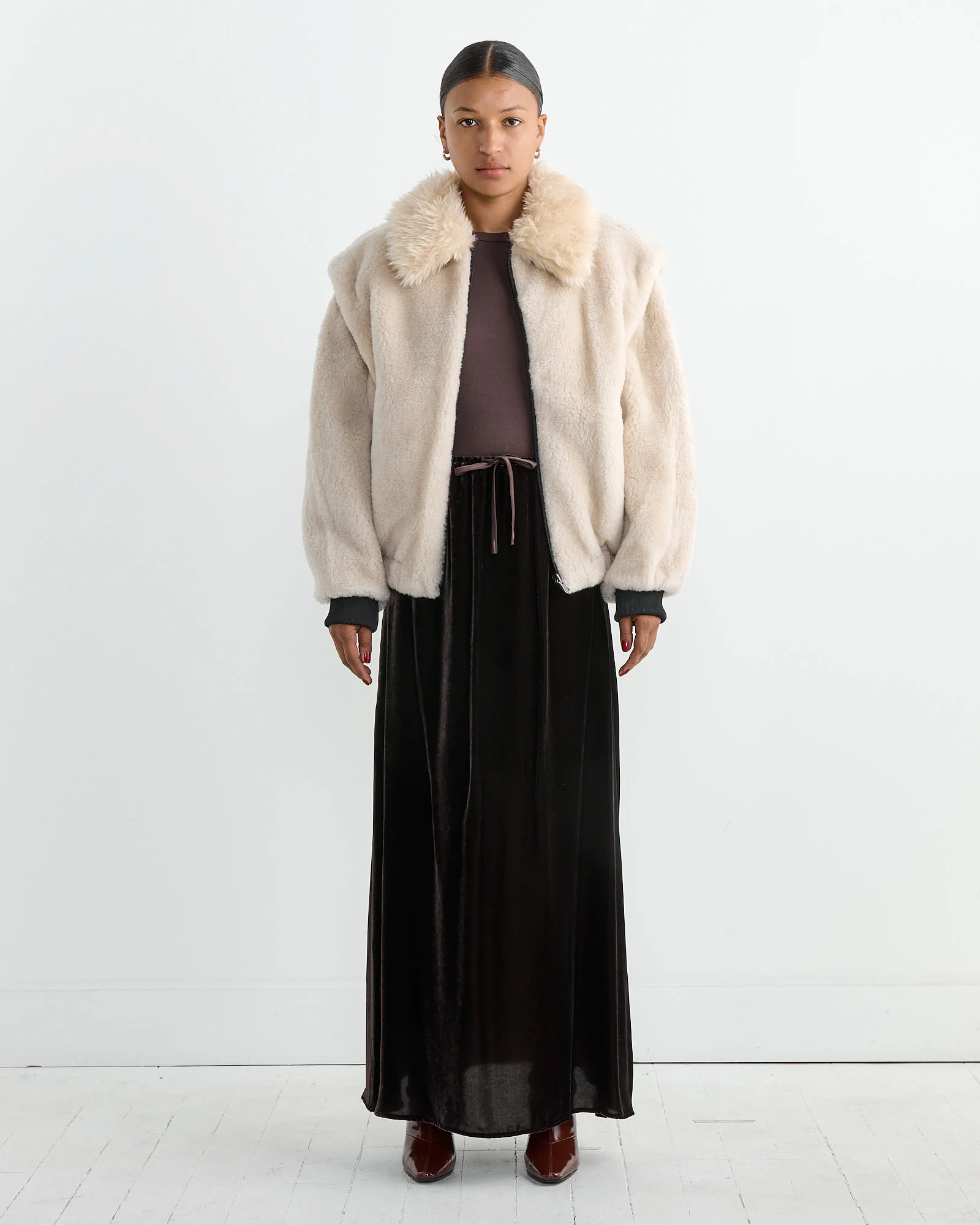 Detachable Faux-Shearling Jumper in Ivory - Image 3