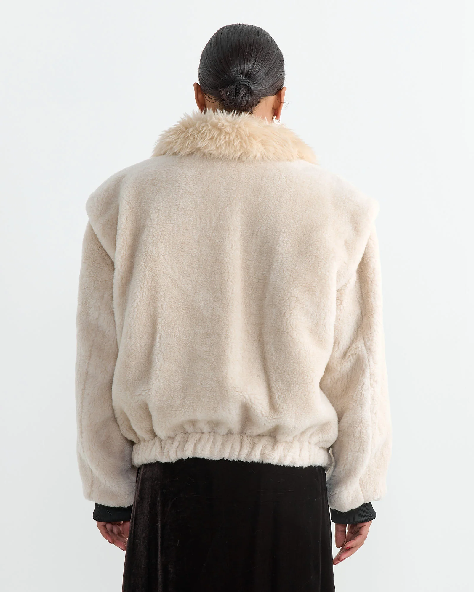Detachable Faux-Shearling Jumper in Ivory - Image 6