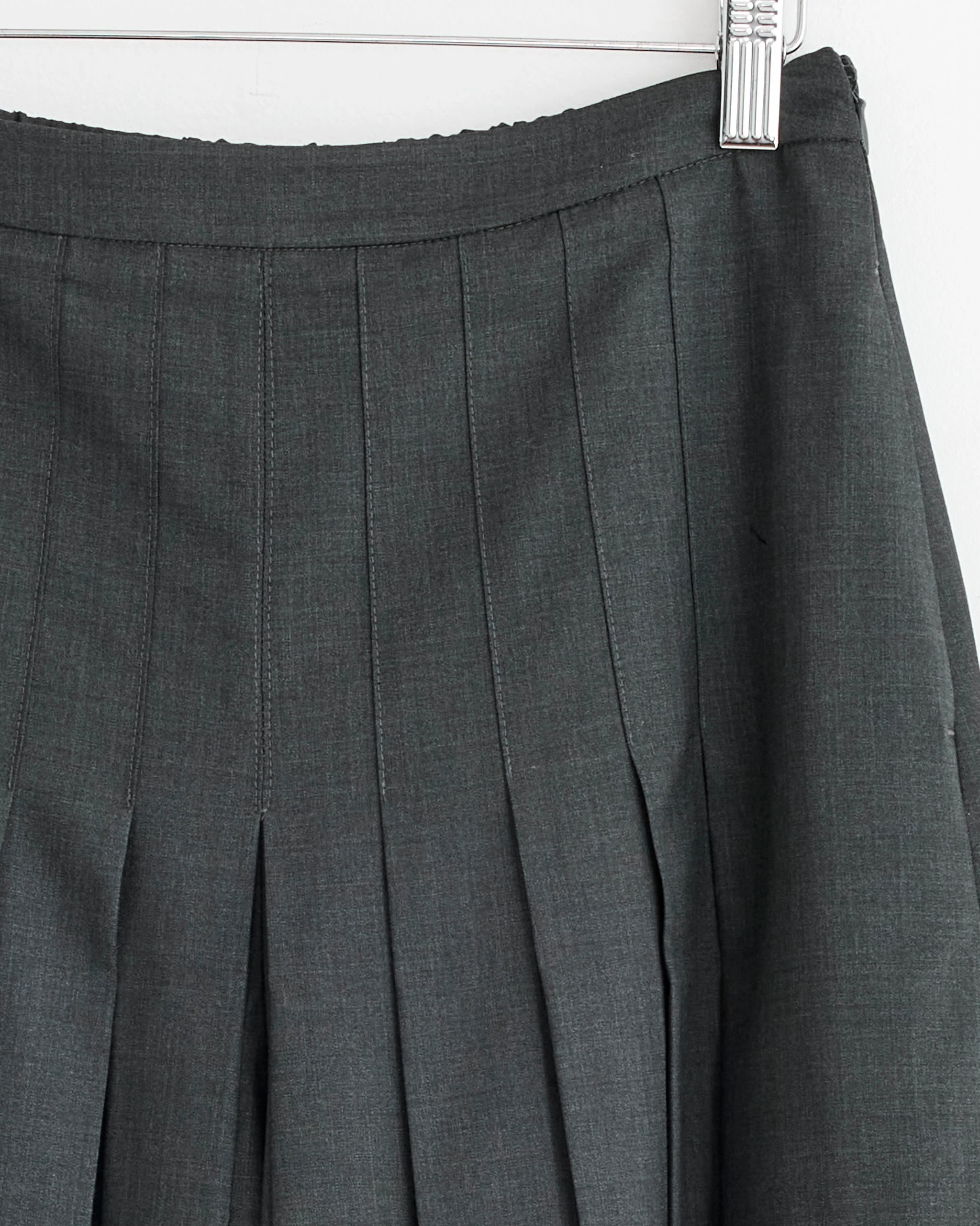 Pleated Wool Culotte in Charcoal - Image 3