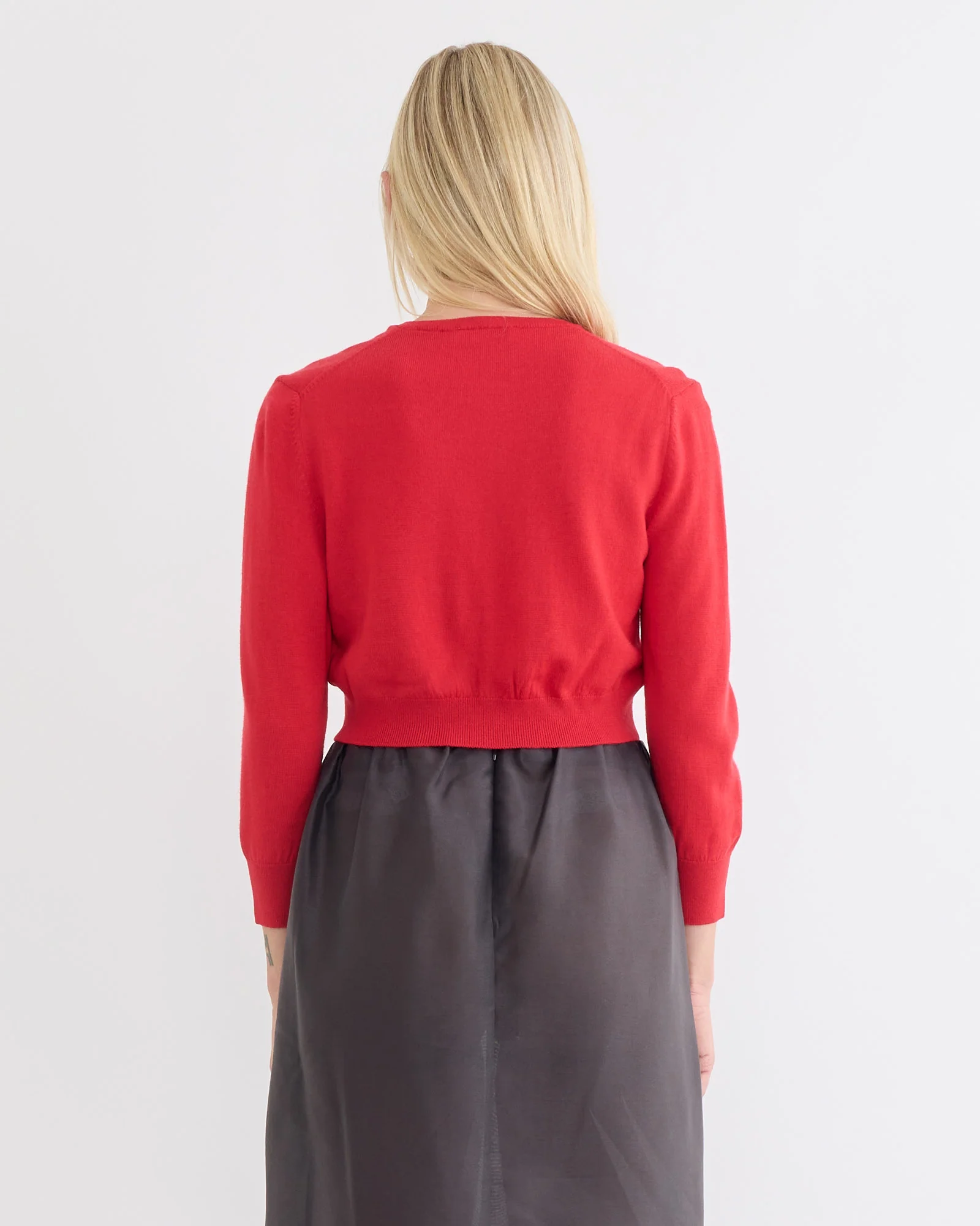 Round Neck Crop Cardigan in Red - Image 3