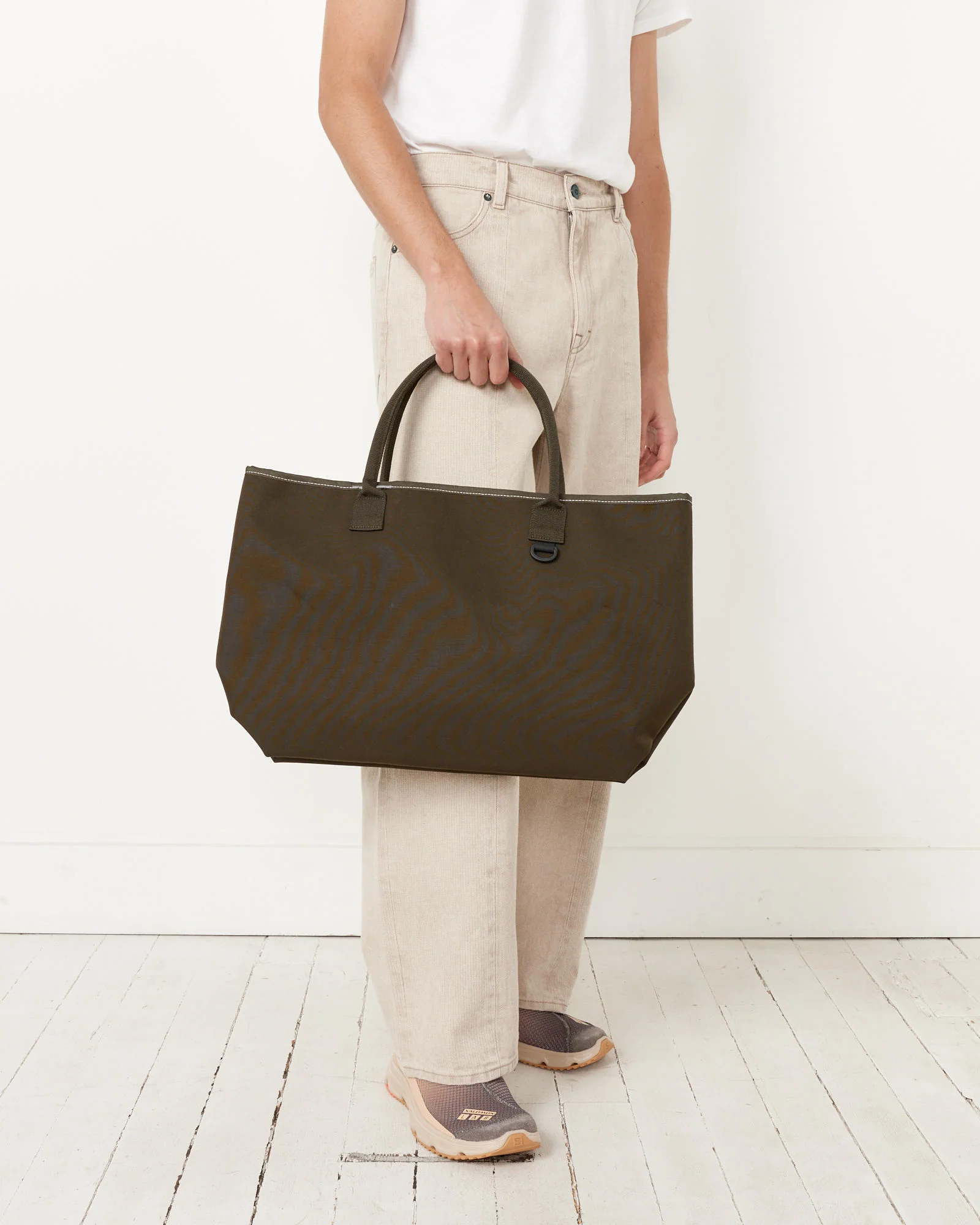 PE/CO Totebag in Dark Khaki - Image 4