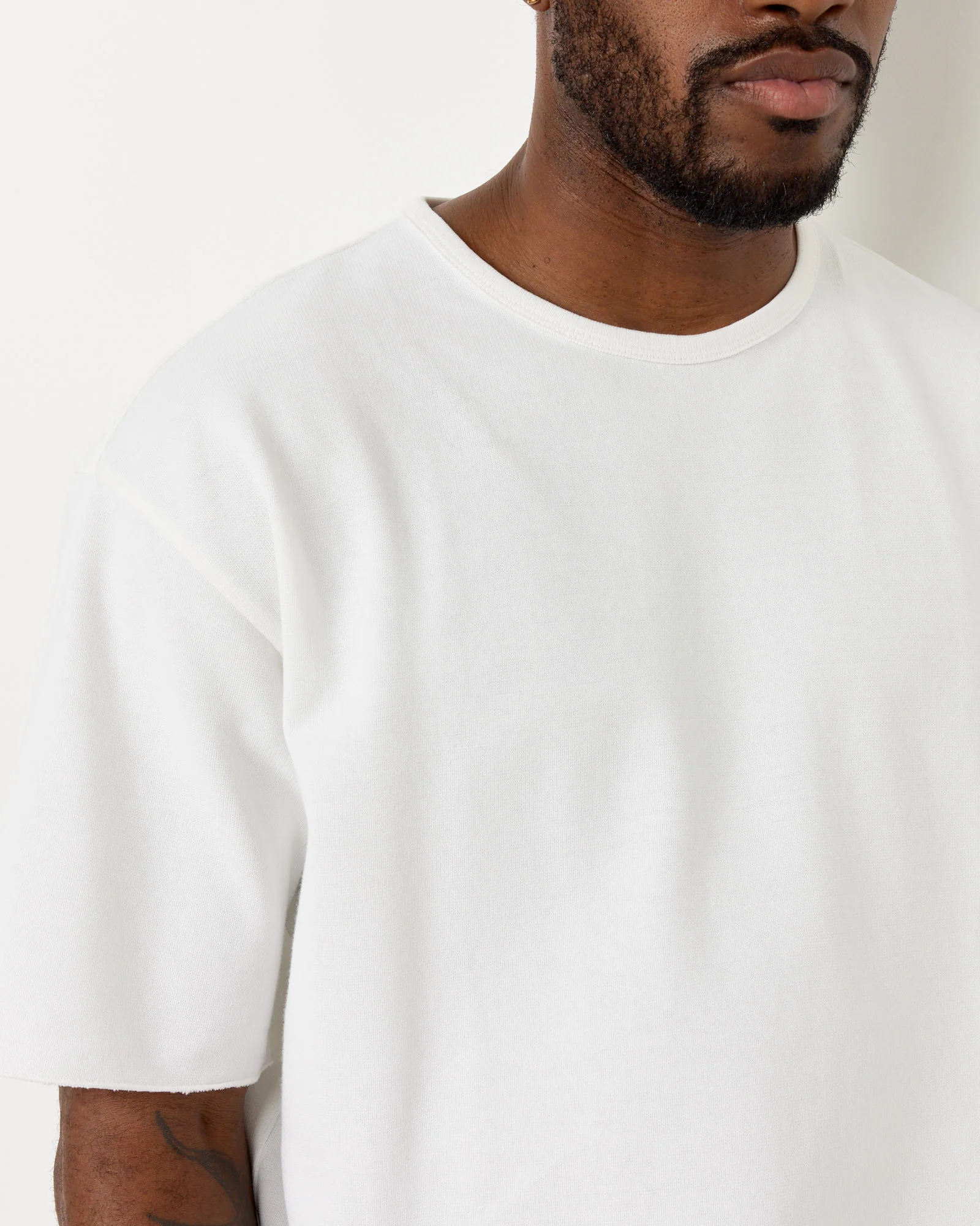 Pontus T-Shirt in White - Image 3