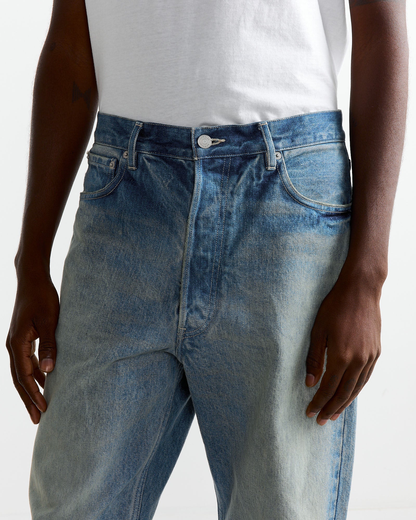 Selvedge Heavy Denim Wide Pant in Faded Indigo - Image 3
