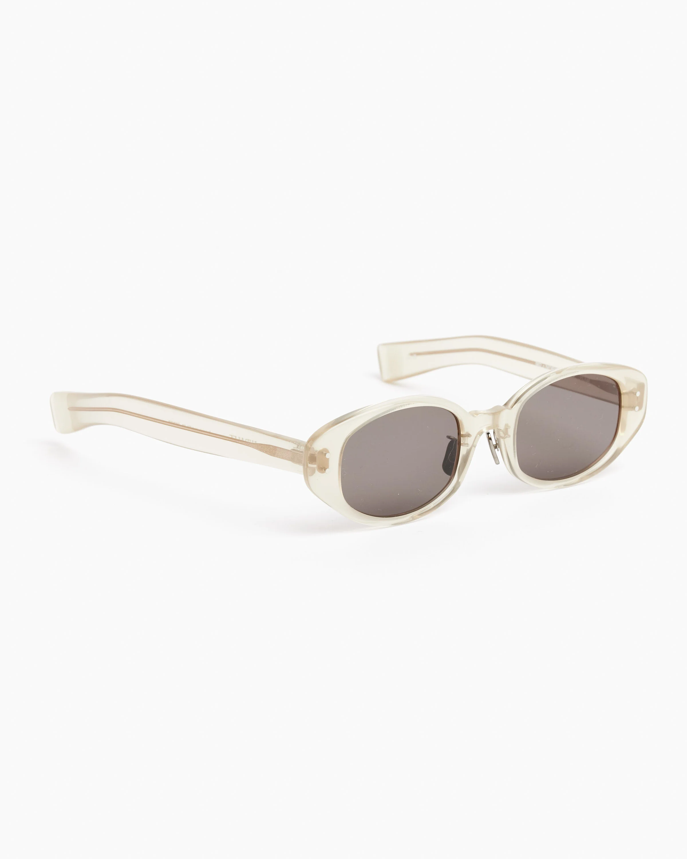 Oval Sunglasses in Light Yellow - Image 3