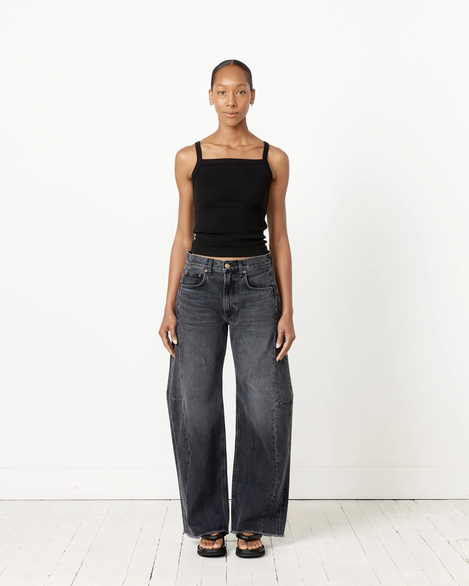 Relaxed Lasso Long Jean in Stil Black - Image 2