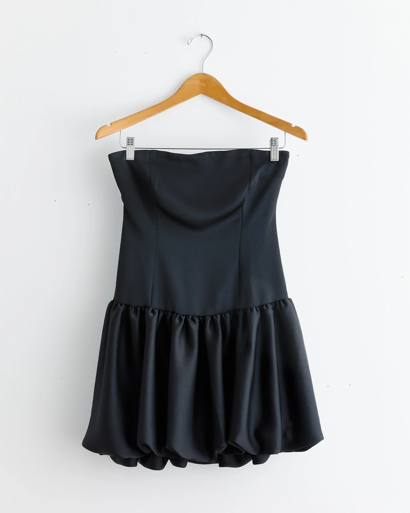 Maro Dress in Black