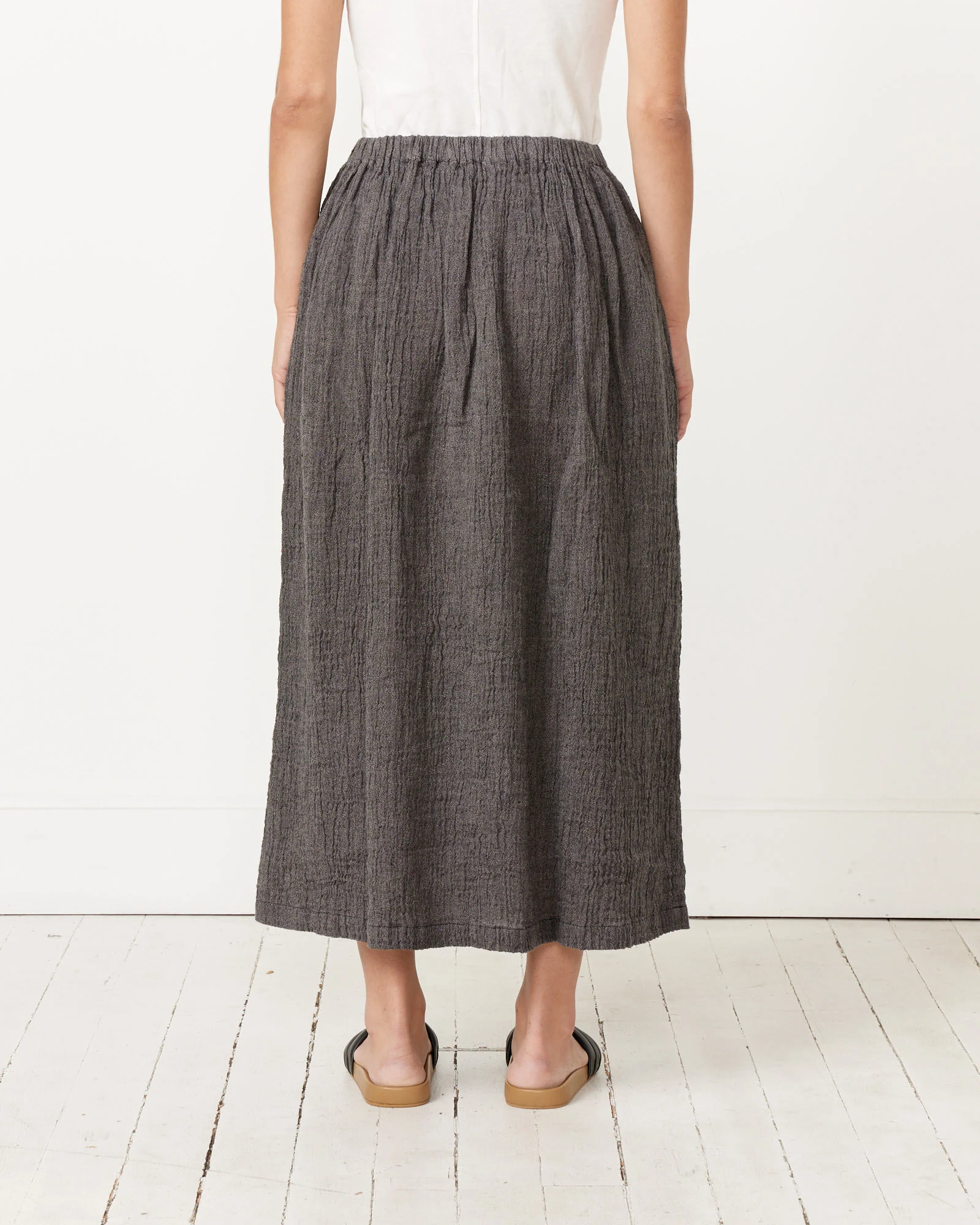 Classic Skirt in Grey Navy - Image 3