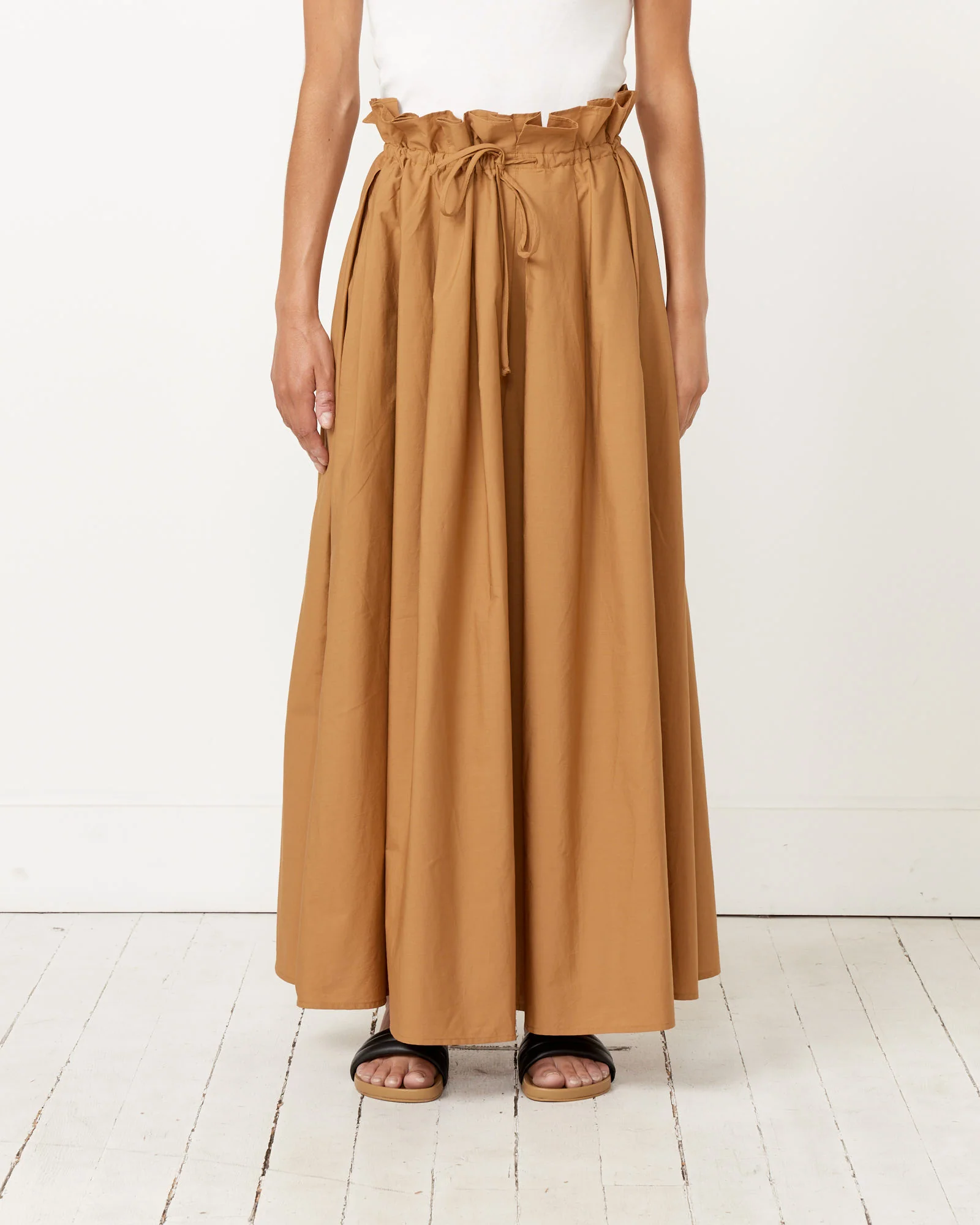 Parachute Skirt in Camel