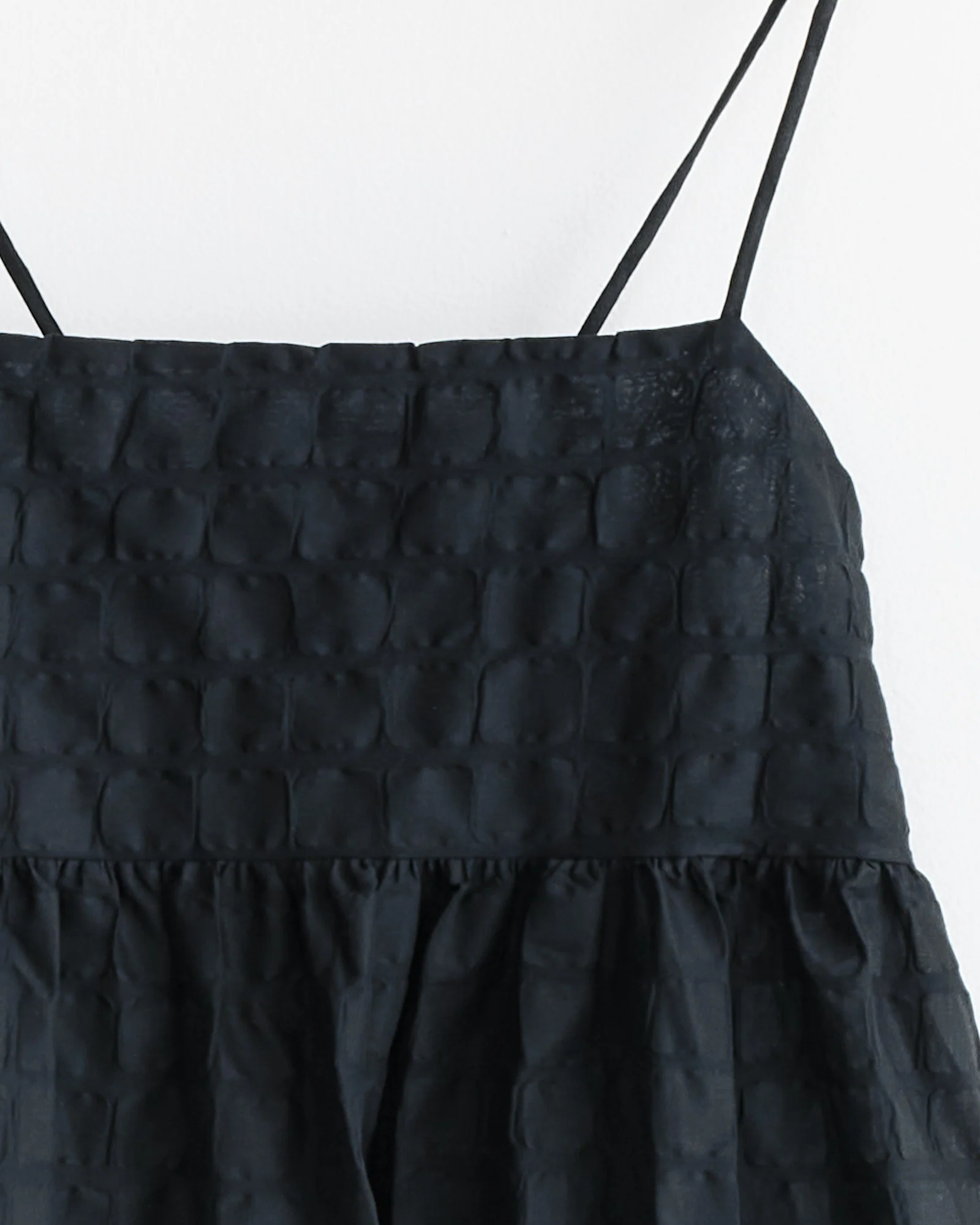 Ripple Finish Strap Dress in Black - Image 2
