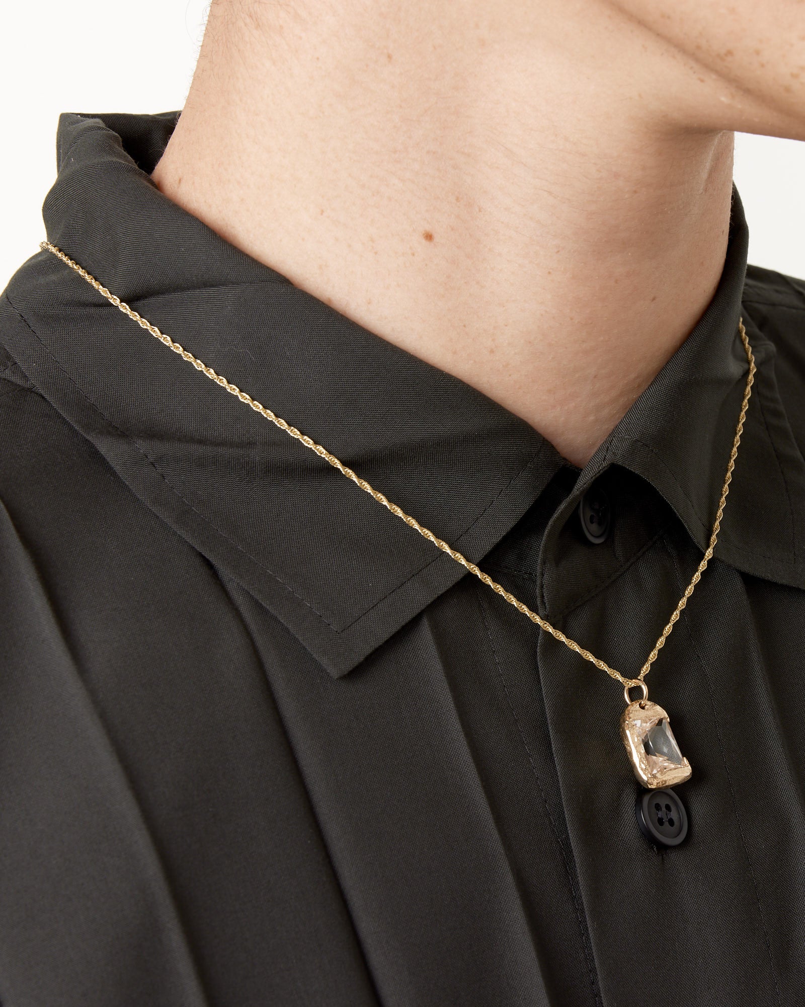 Rose Pendant in Gold/Clear - Image 2