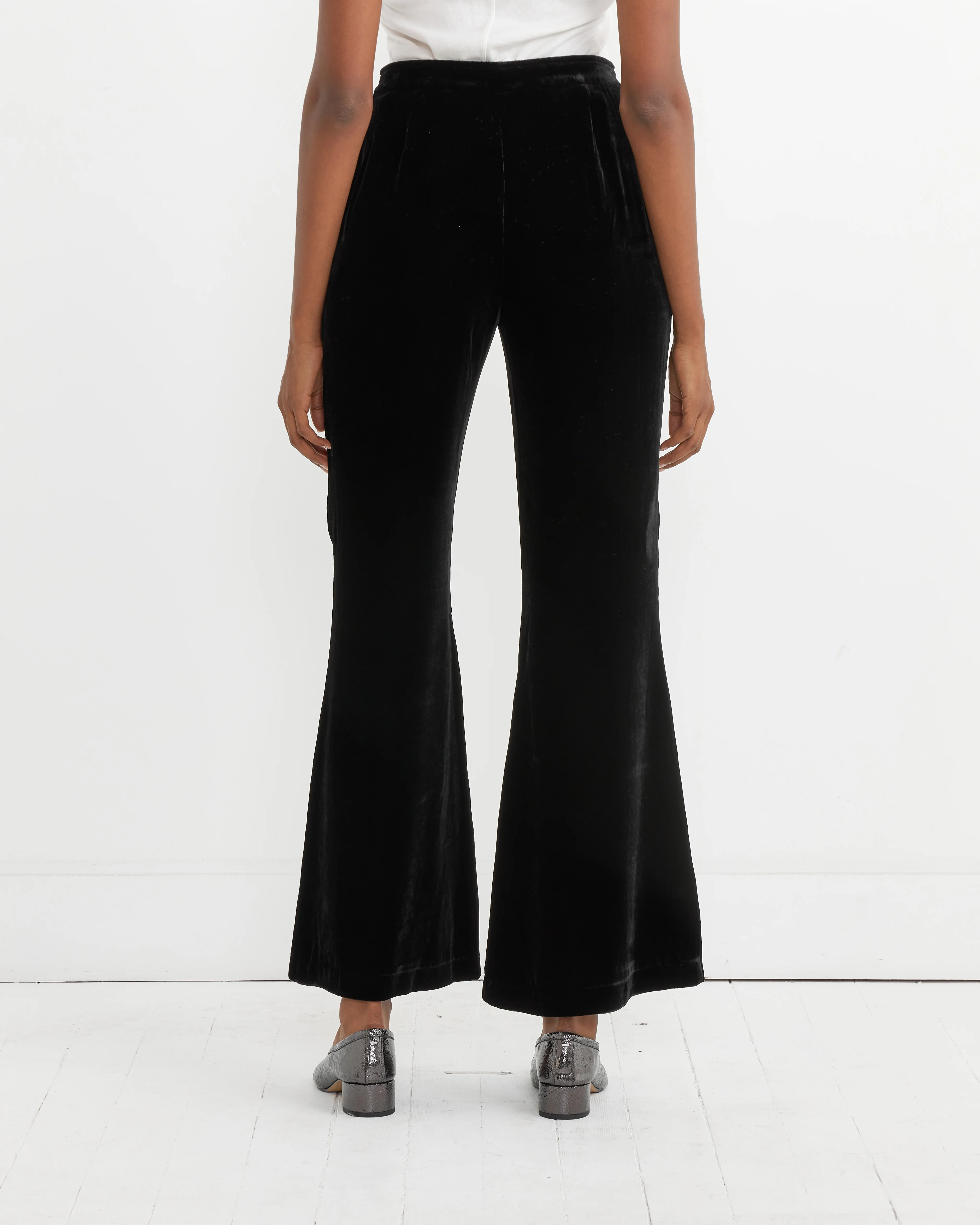 Amores Pant in Black - Image 4