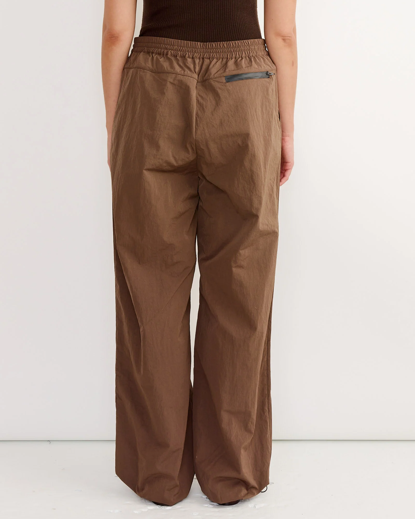 Brooks Jogger in Brown - Image 2