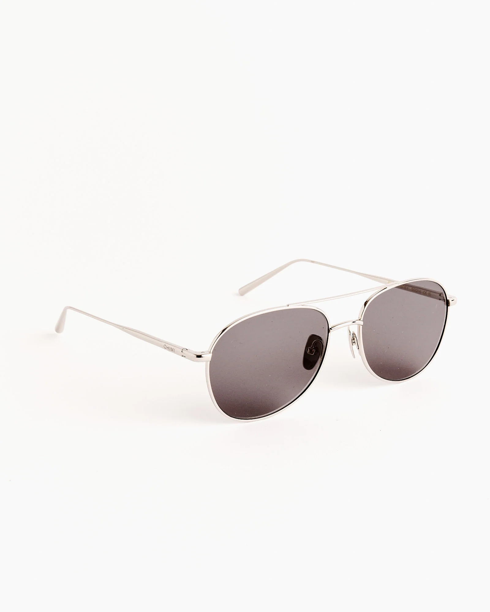 Pilot Sunglasses in Silver Grey - Image 2