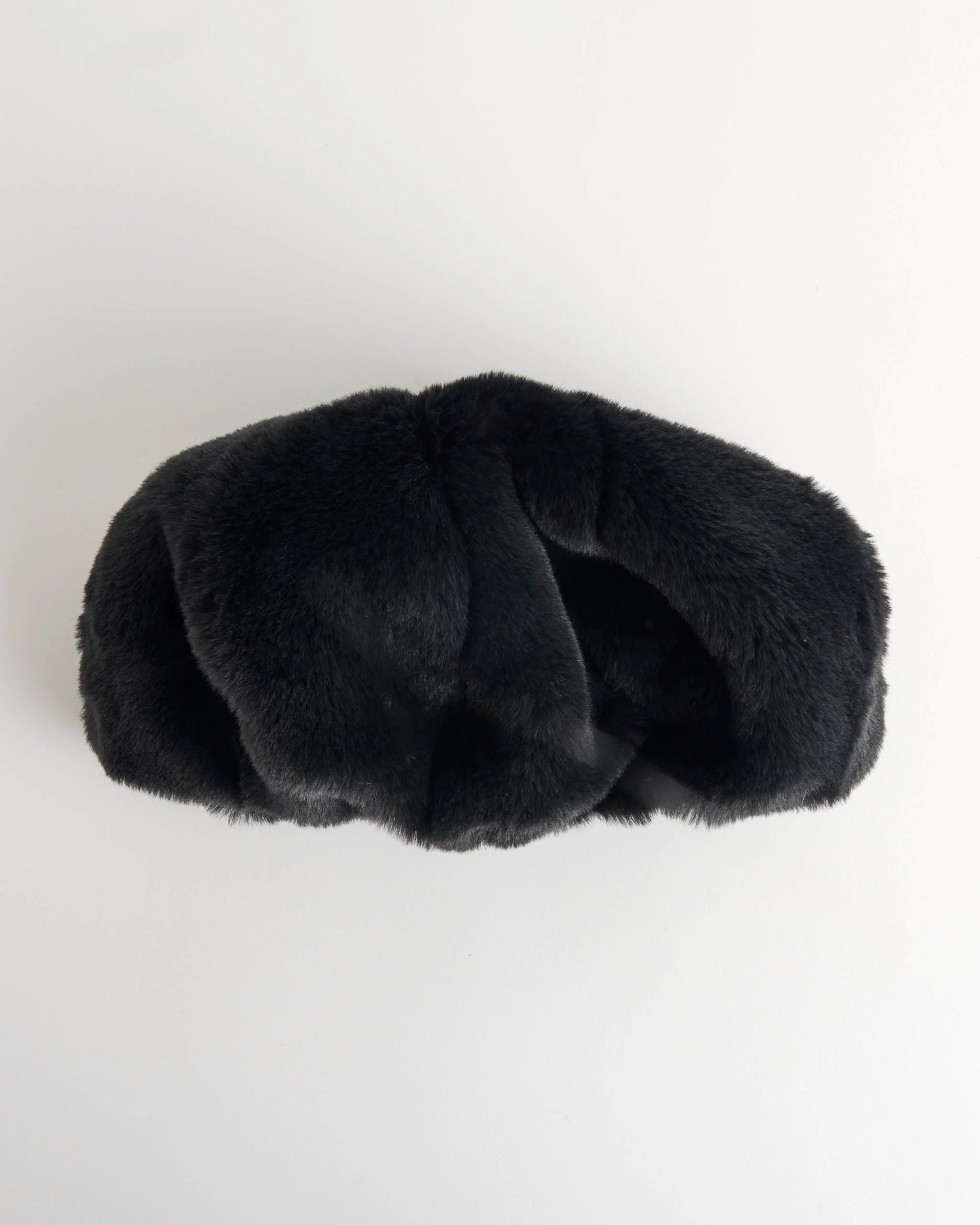 Faux Fur Beret in Black