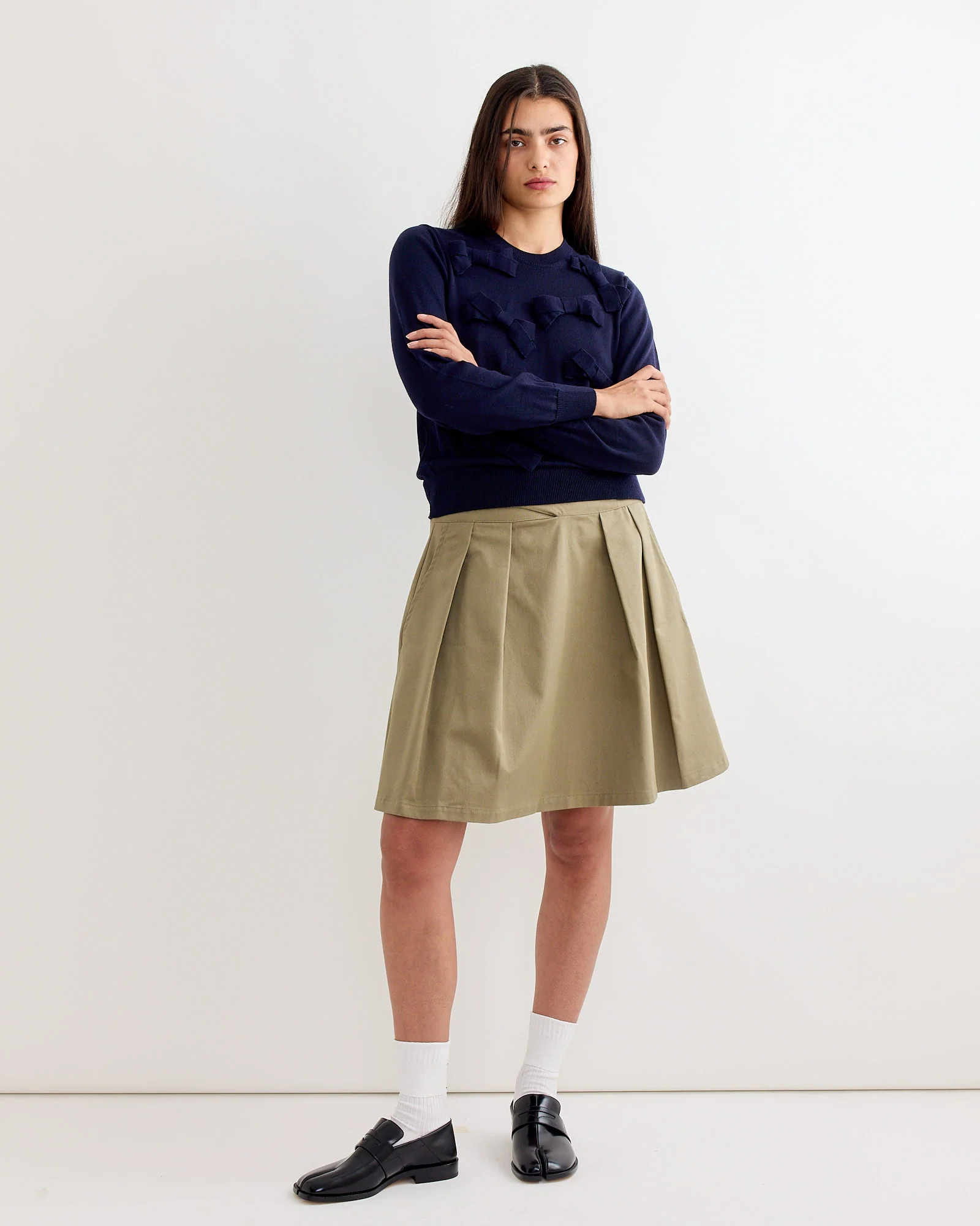 Bow Sweater in Navy - Image 2