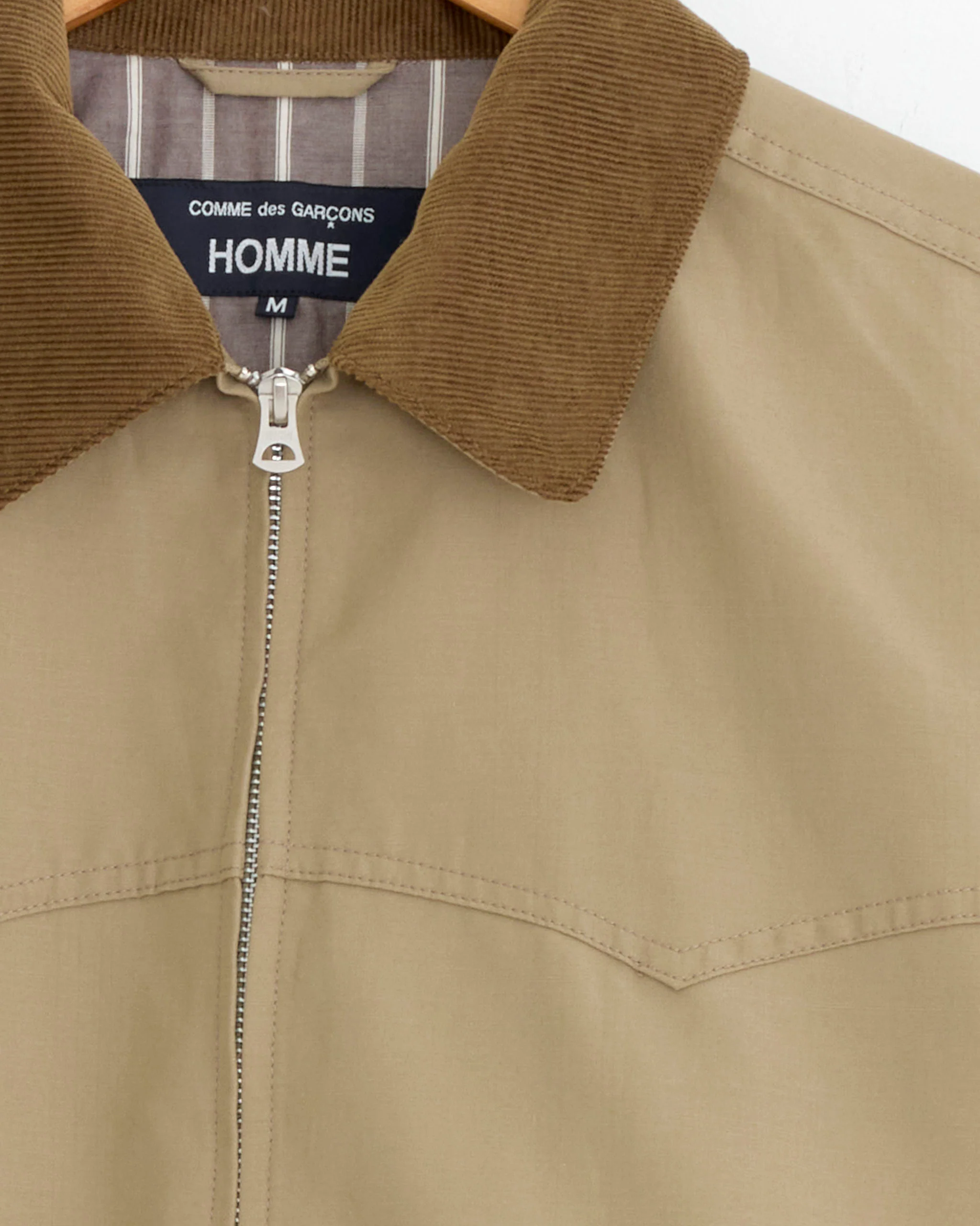 032 Jacket in Beige - Image 2