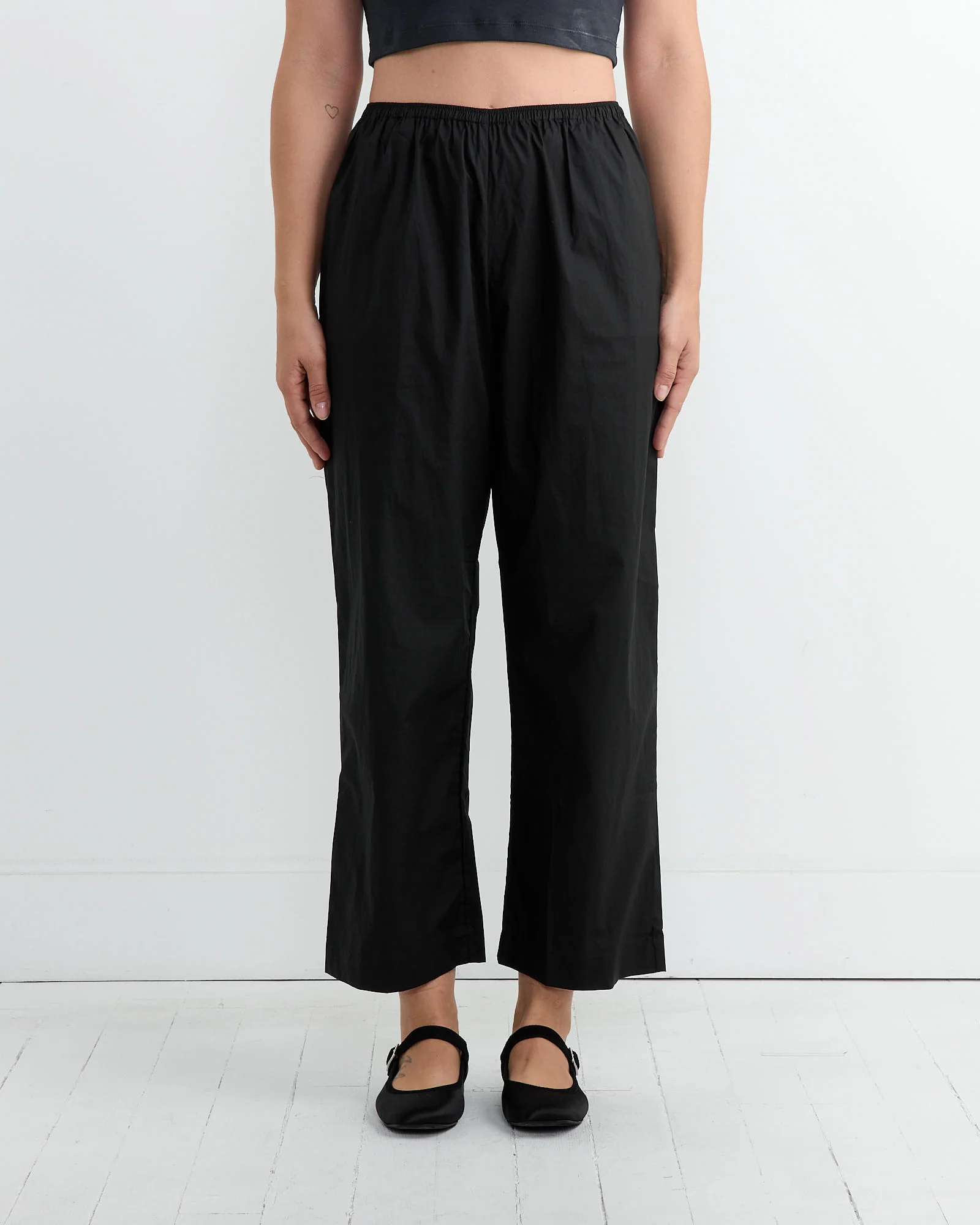 Ease Trouser in Black