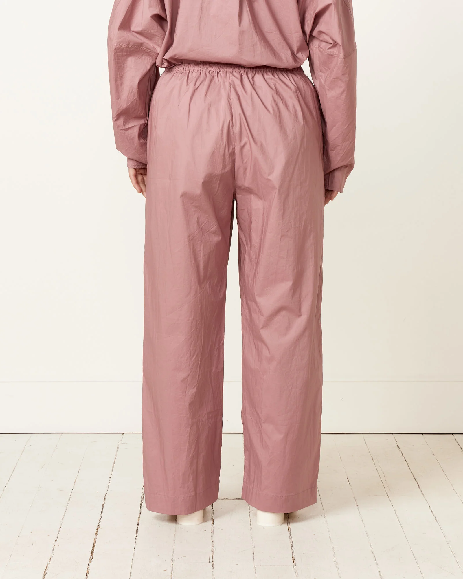 Ease Trouser in Lavender - Image 4