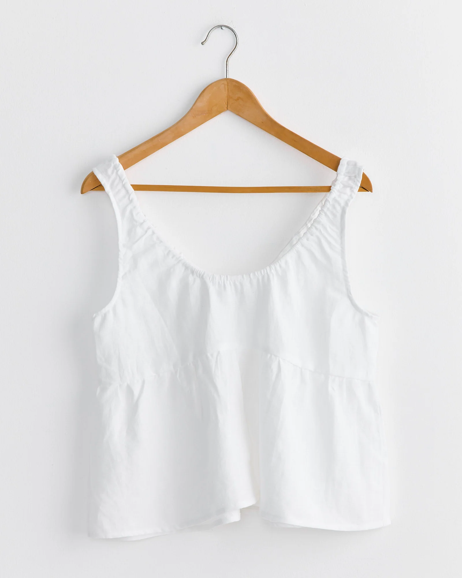 Gathered Linen Set in White