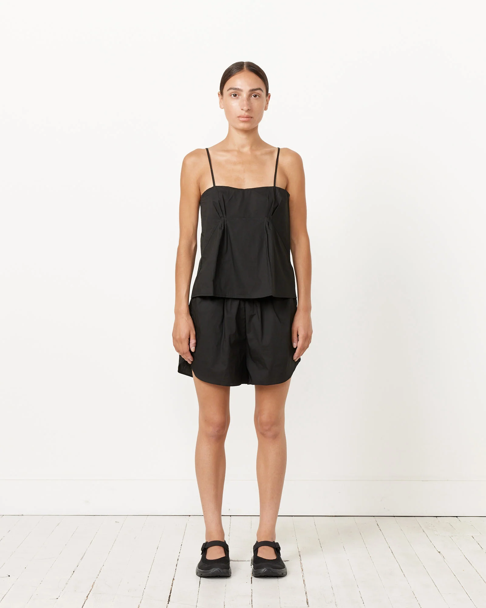 Pleat Set in Black