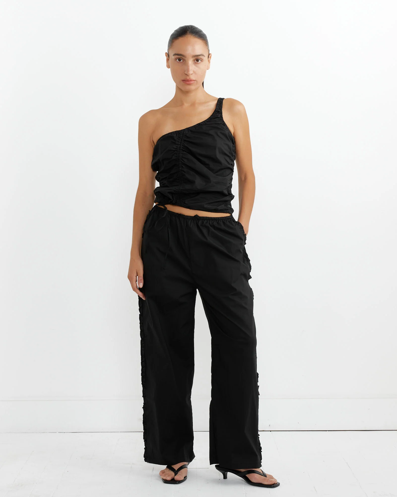 Scrunchie Top in Black - Image 2