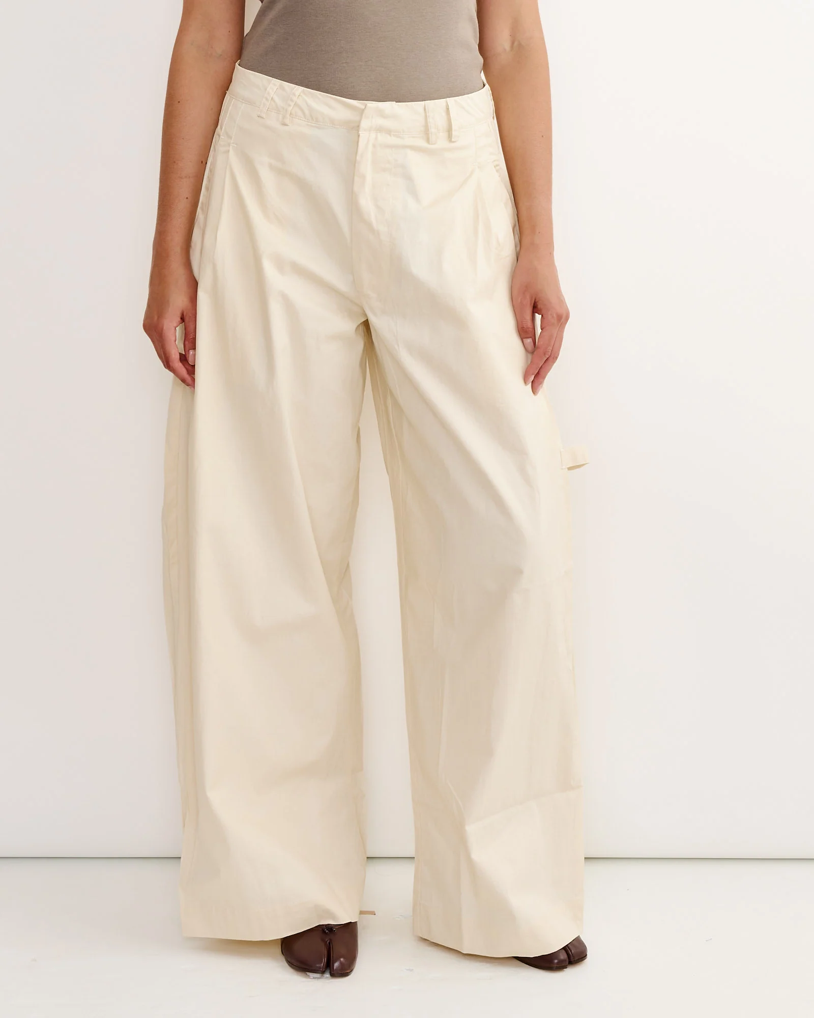 Tab Pant in Off White