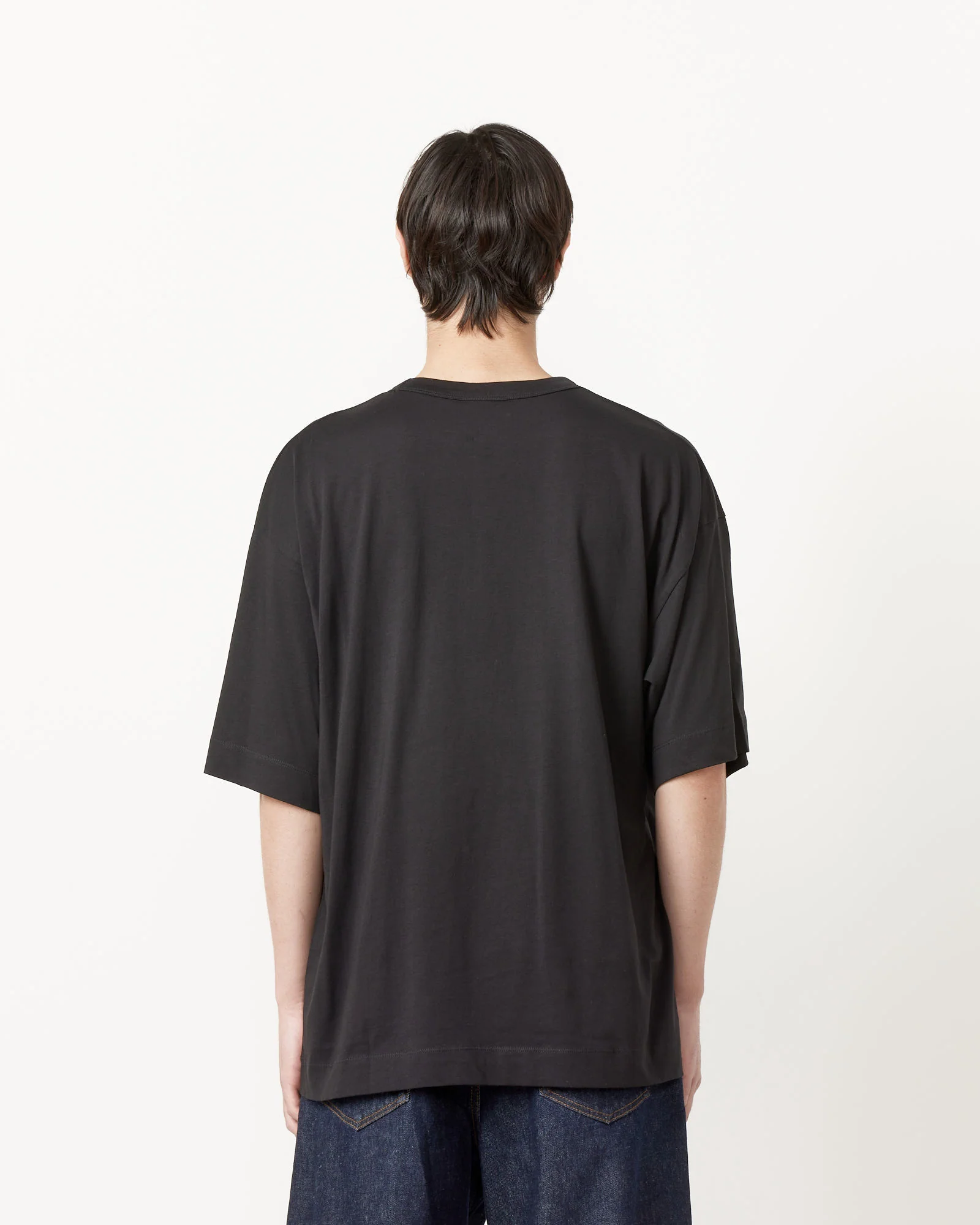 Oversized T-Shirt in Black - Image 4