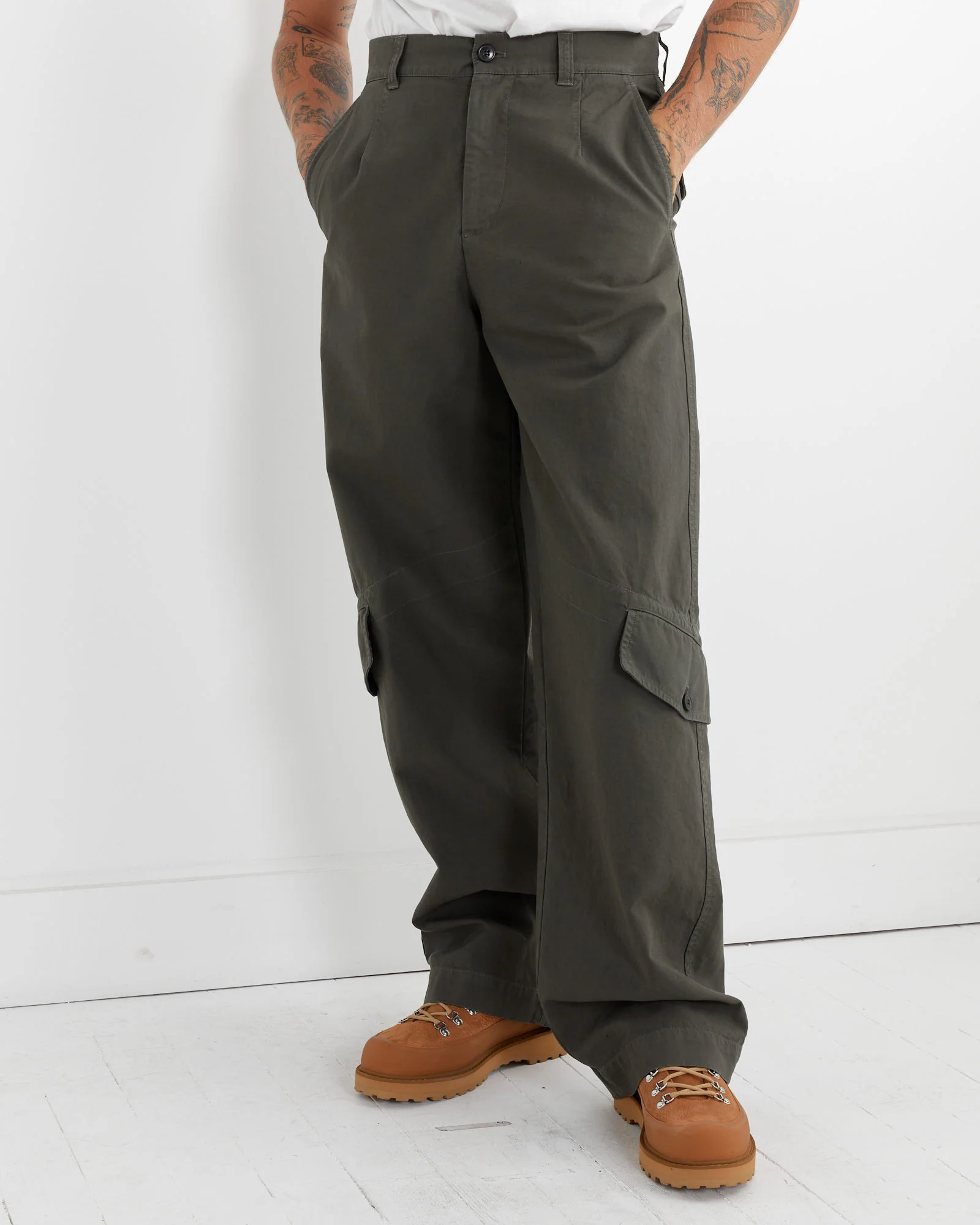 Loose Fit Cargo Pant in Grey - Image 3