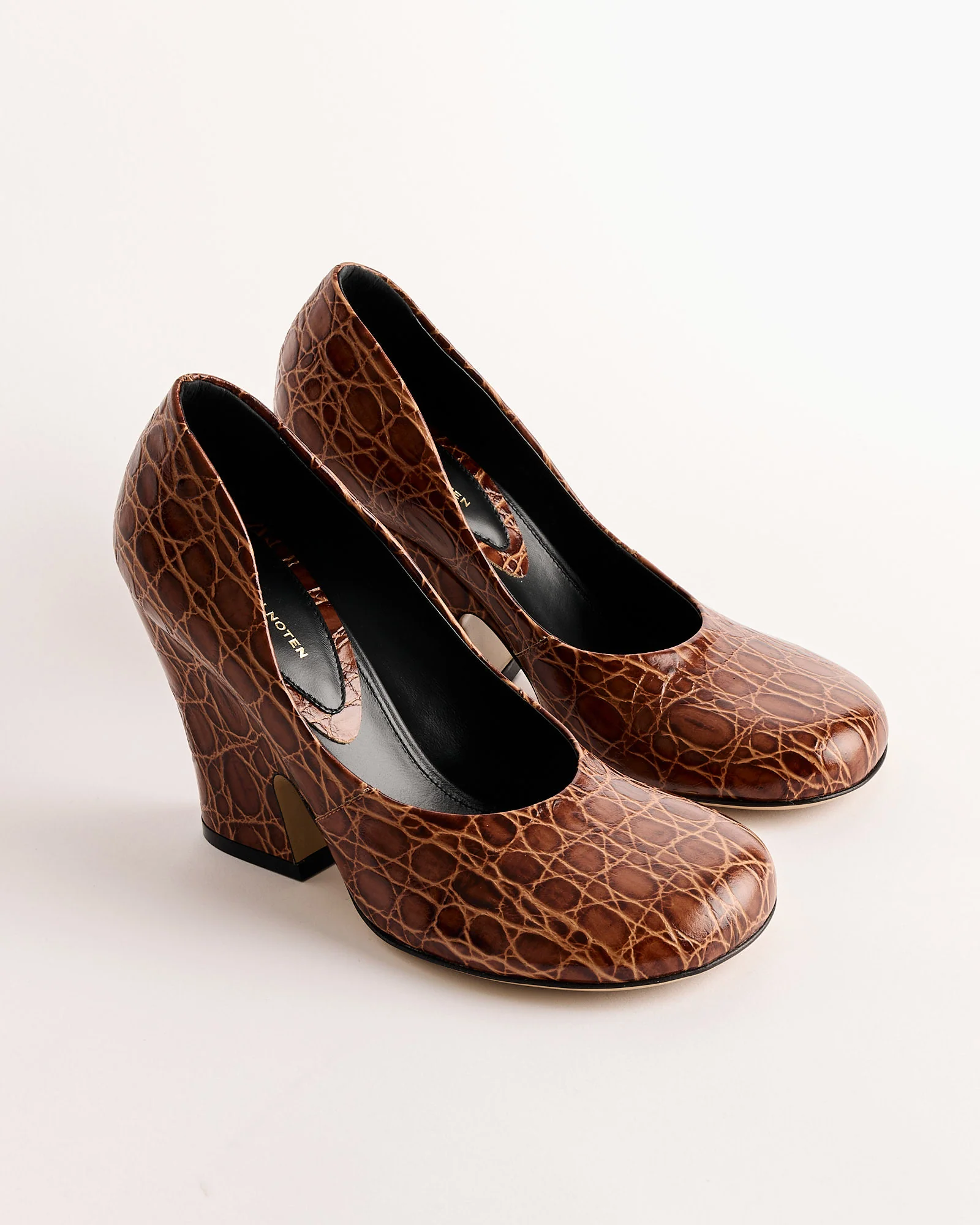 Embossed Heel in Tan - Image 2