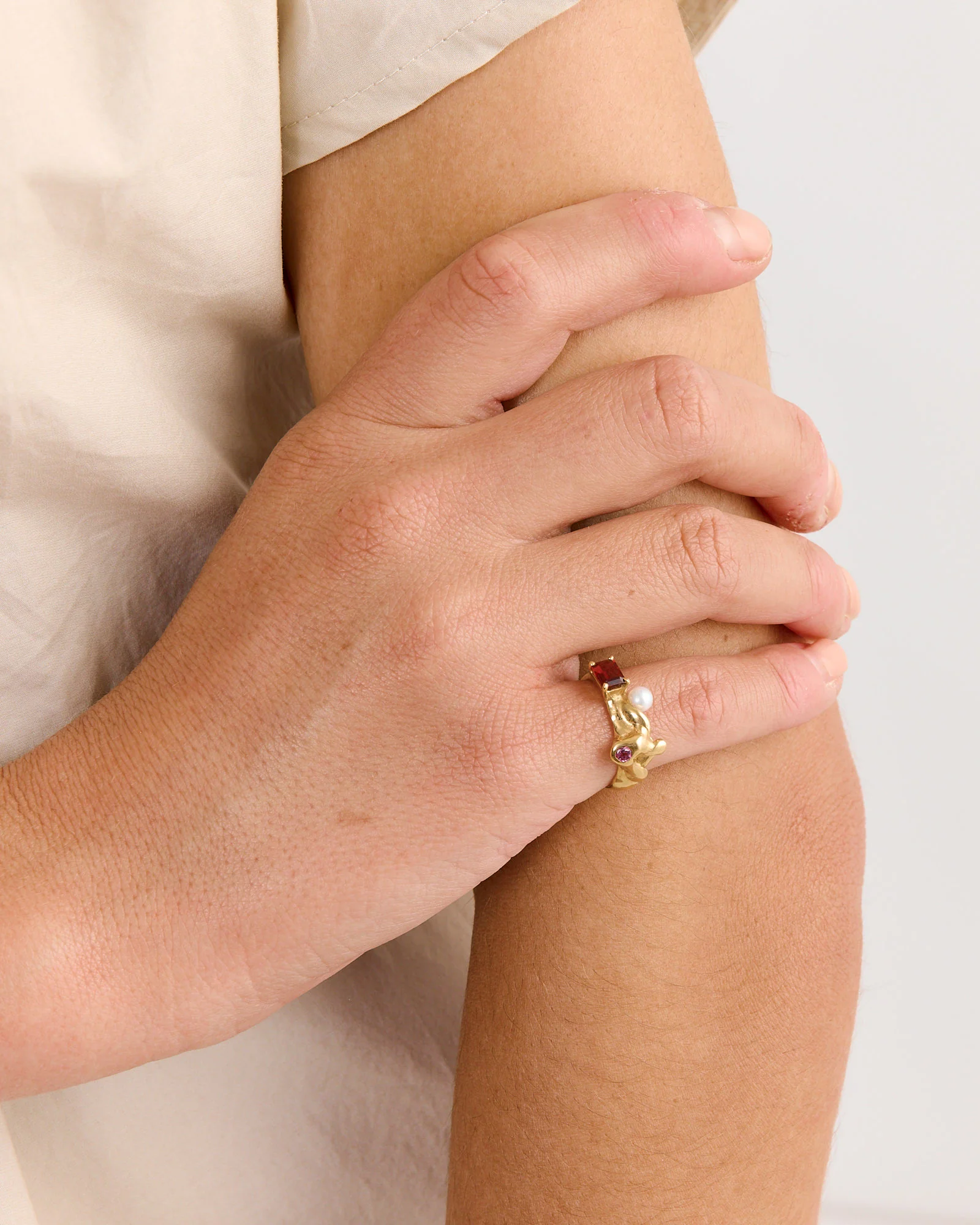 Menage Ring in Gold Plated Bronze/Pink Topaz - Image 2