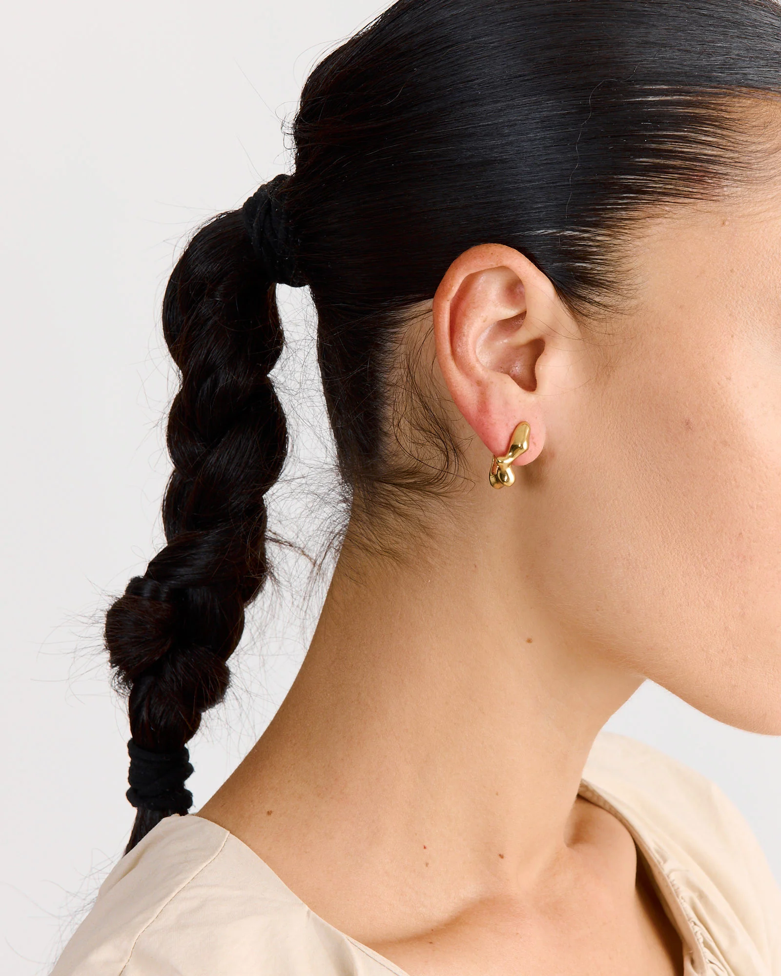 Small Seep Hoops in Gold Plated Bronze - Image 2