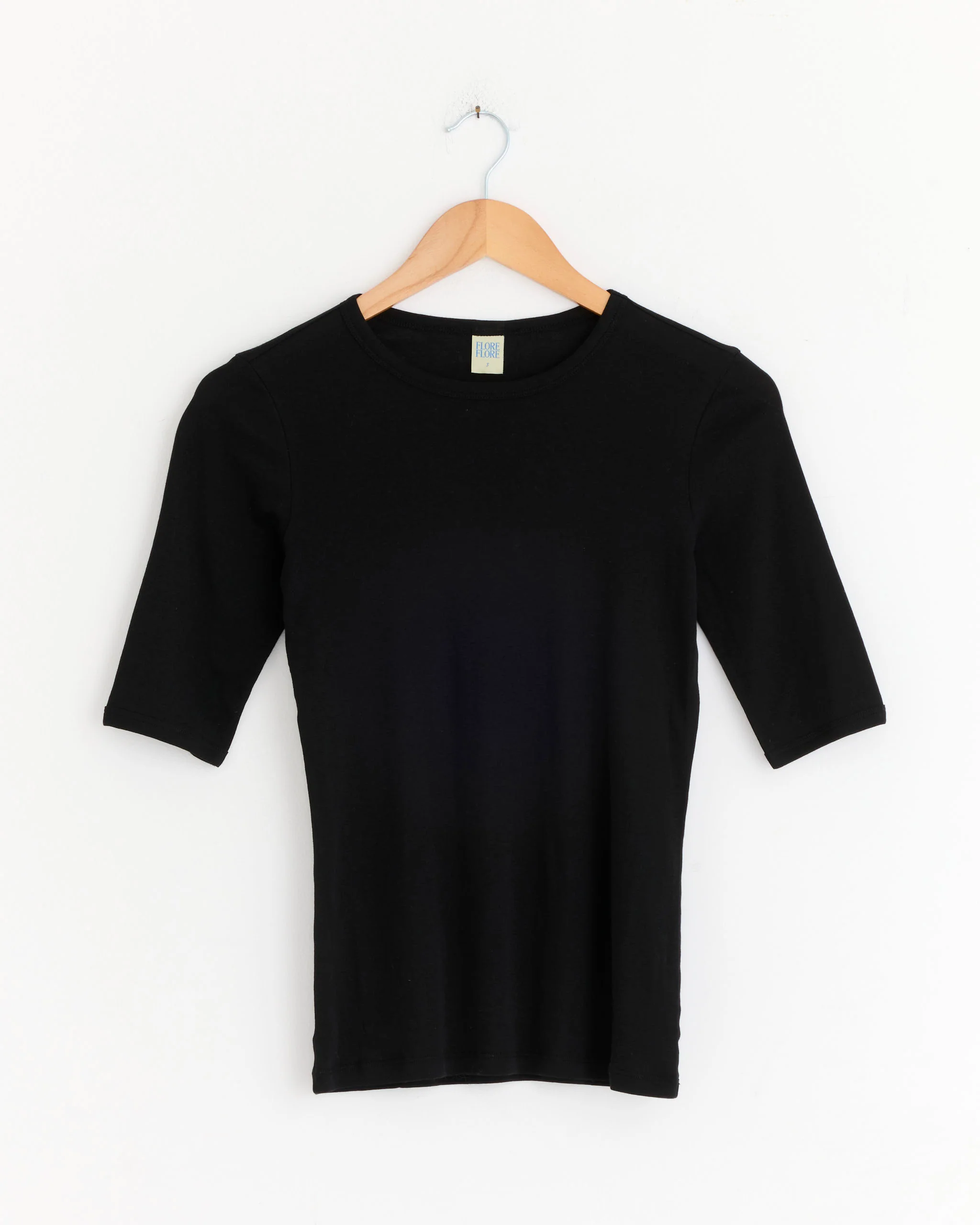 Anna Tee in Black