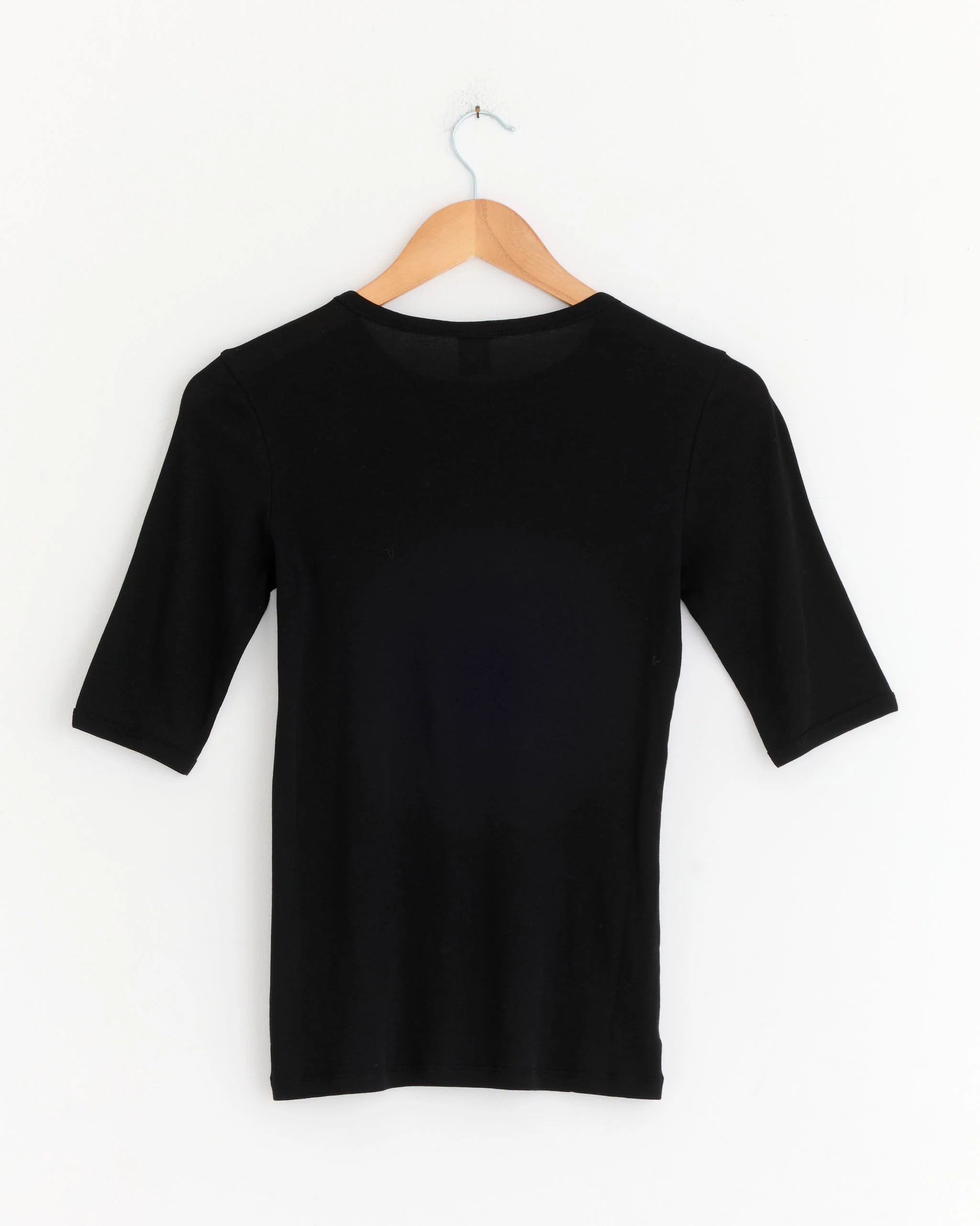 Anna Tee in Black - Image 3