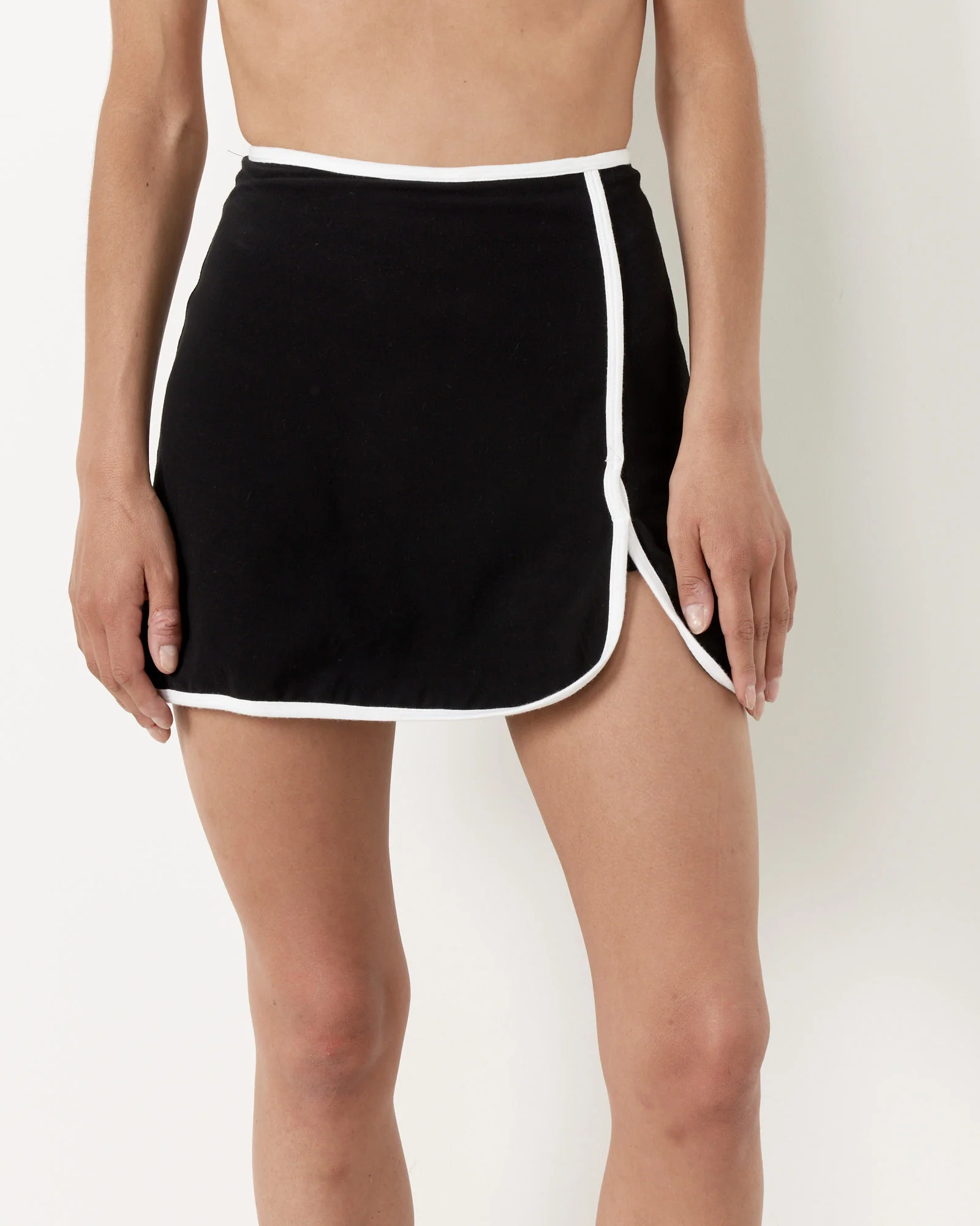 Minnie Contrast Skort in Black/White - Image 4