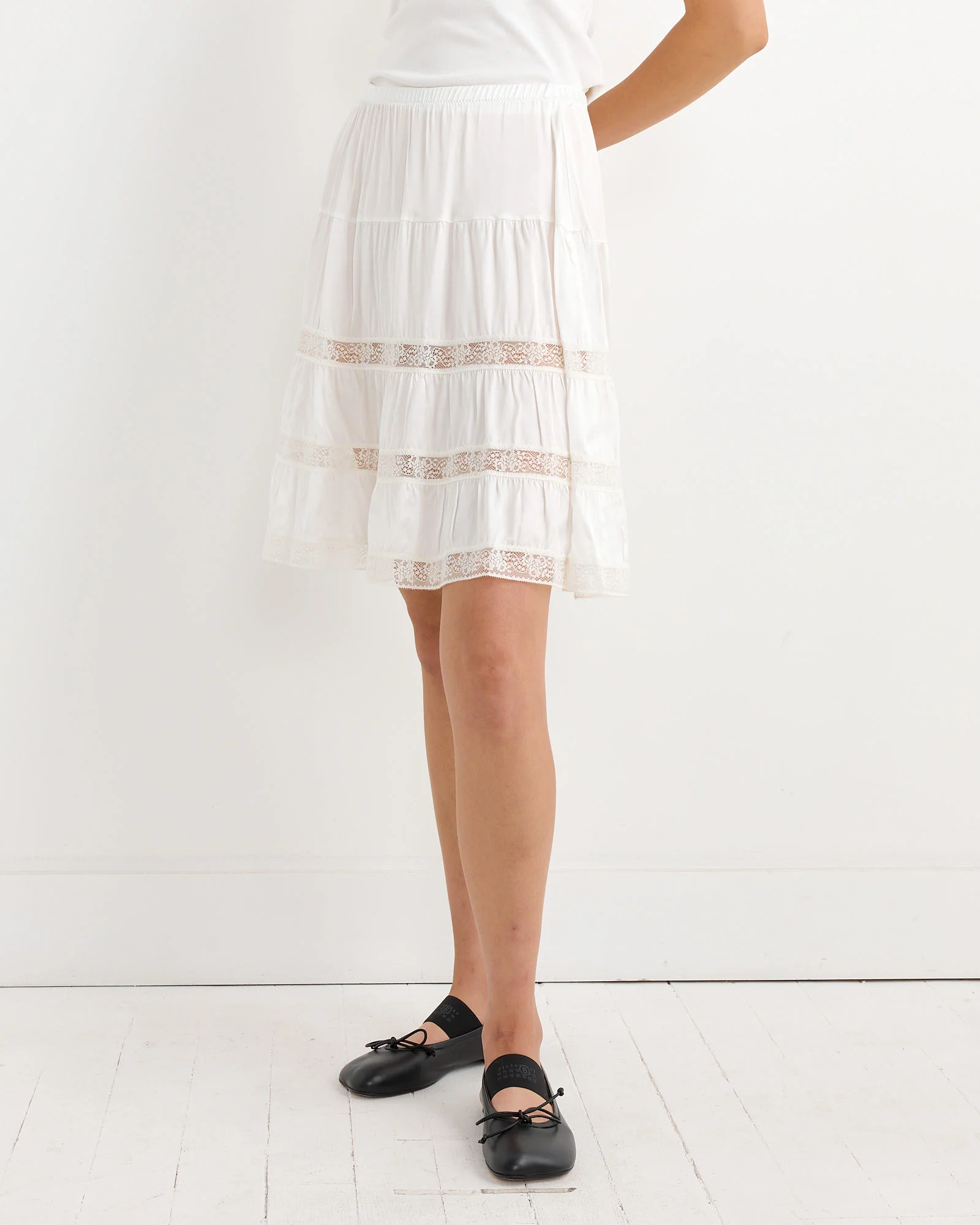 Cielo Skirt in White - Image 4