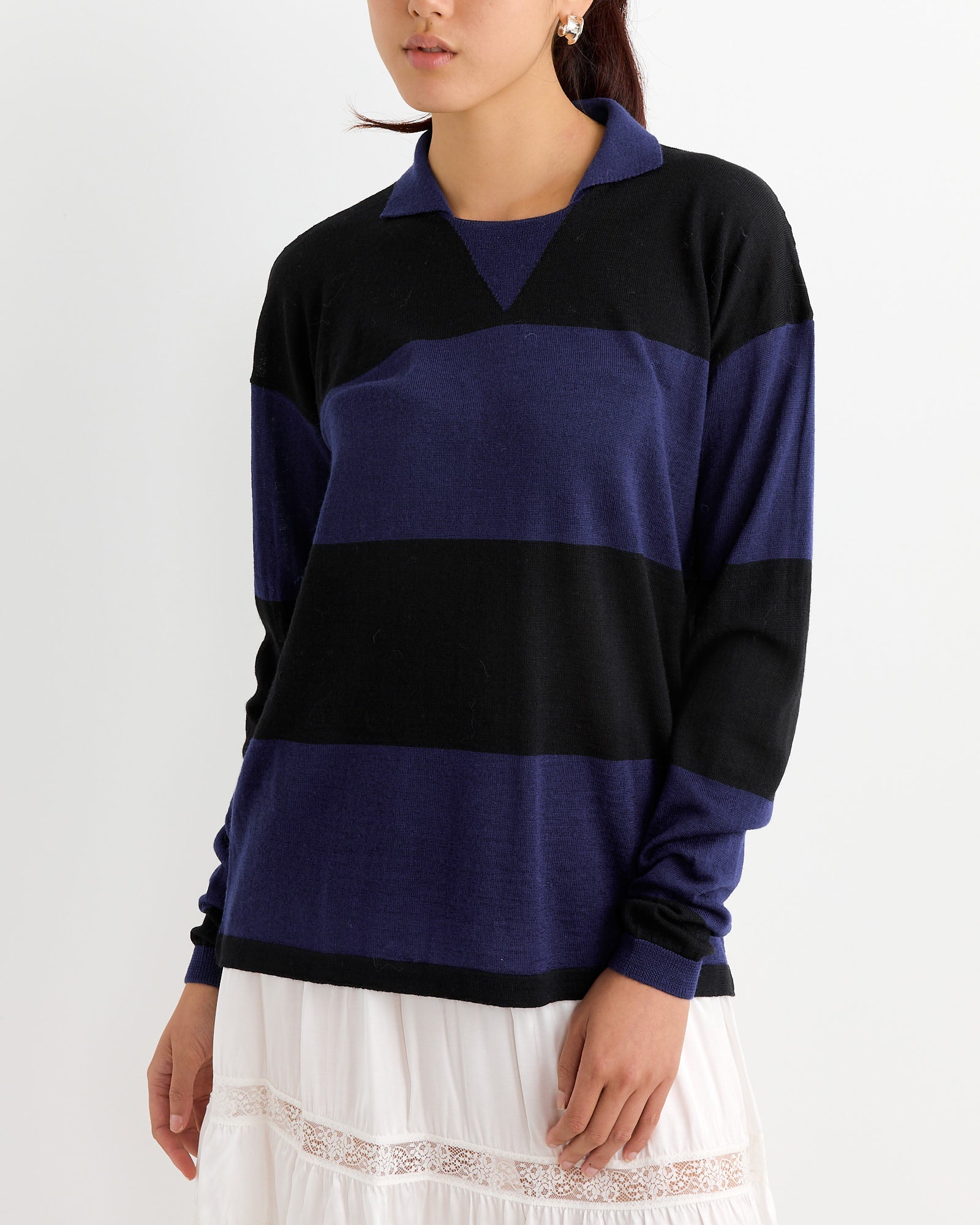 Jess Polo in Navy/Black - Image 4