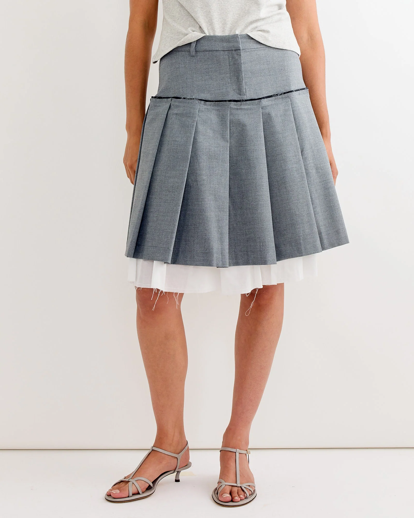 Tailored Midi Skirt in Grey - Image 3