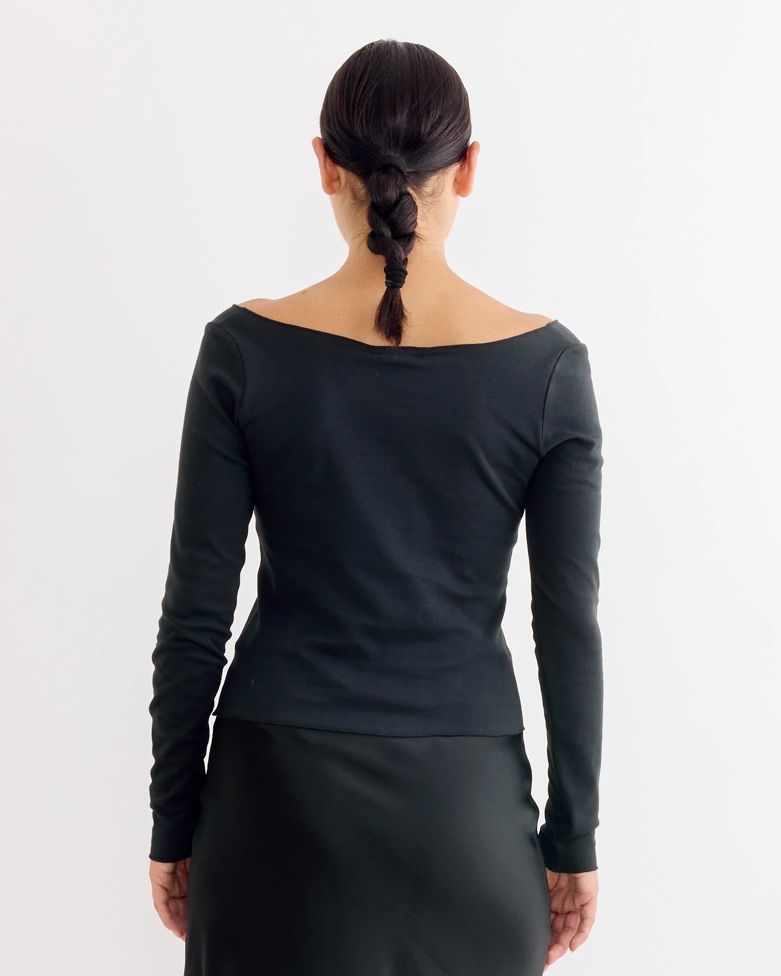 Gretchen Tee in Black - Image 2