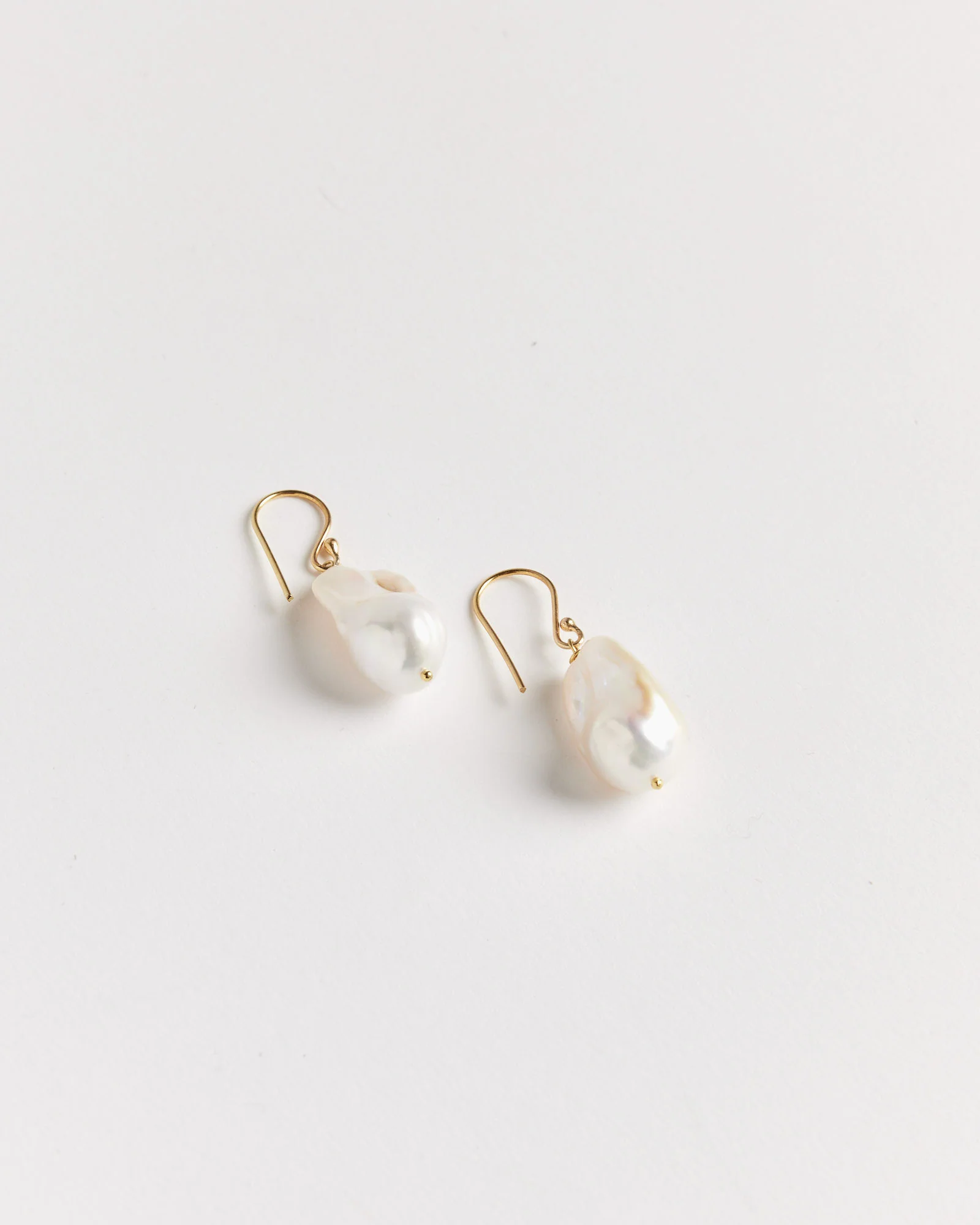 Luna Earrings in Pearl - Image 3