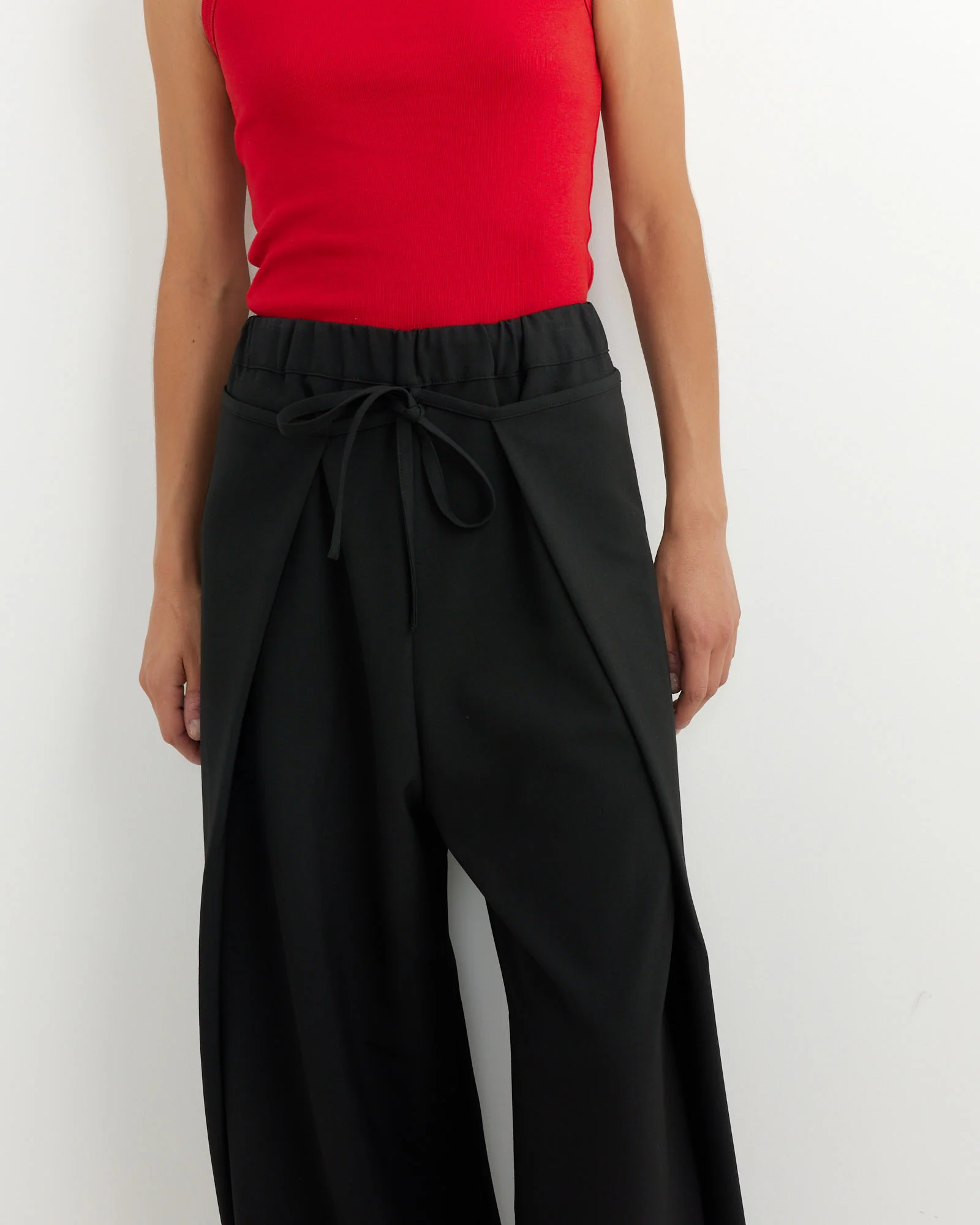 Bind Pant in Black - Image 3