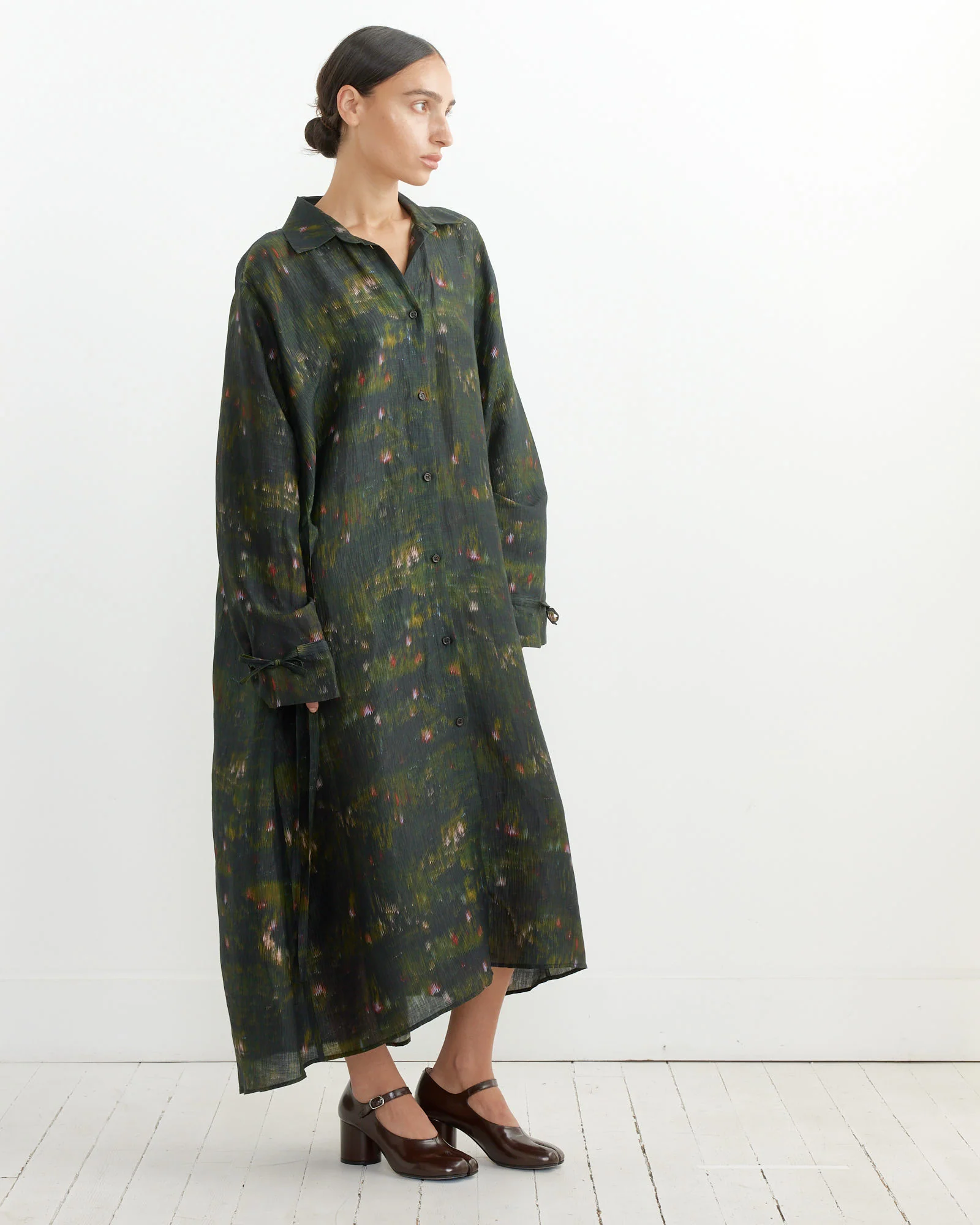 Pull Silk Dress in Dark Bouquet - Image 2