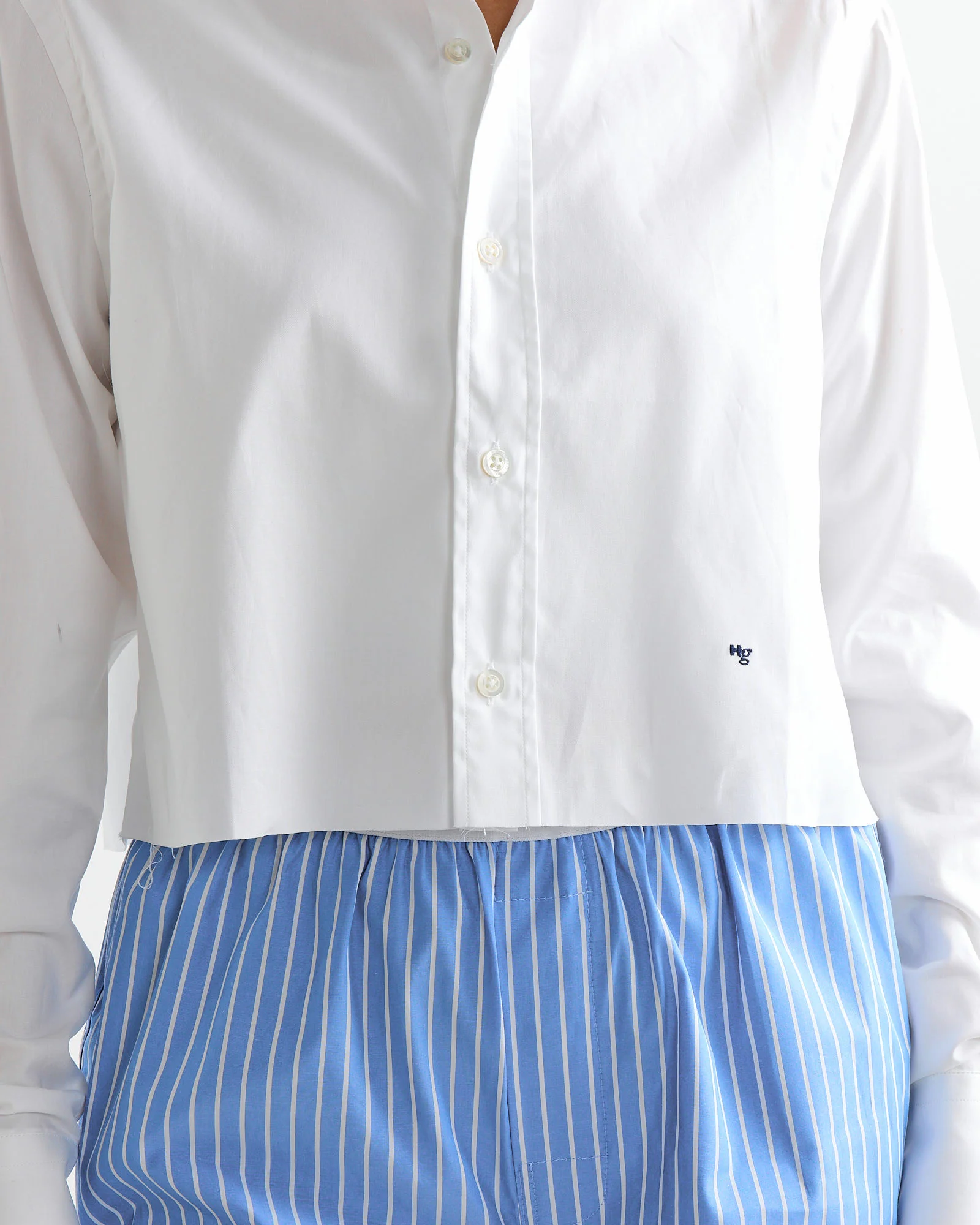 Oversized Cropped Shirt in White - Image 4