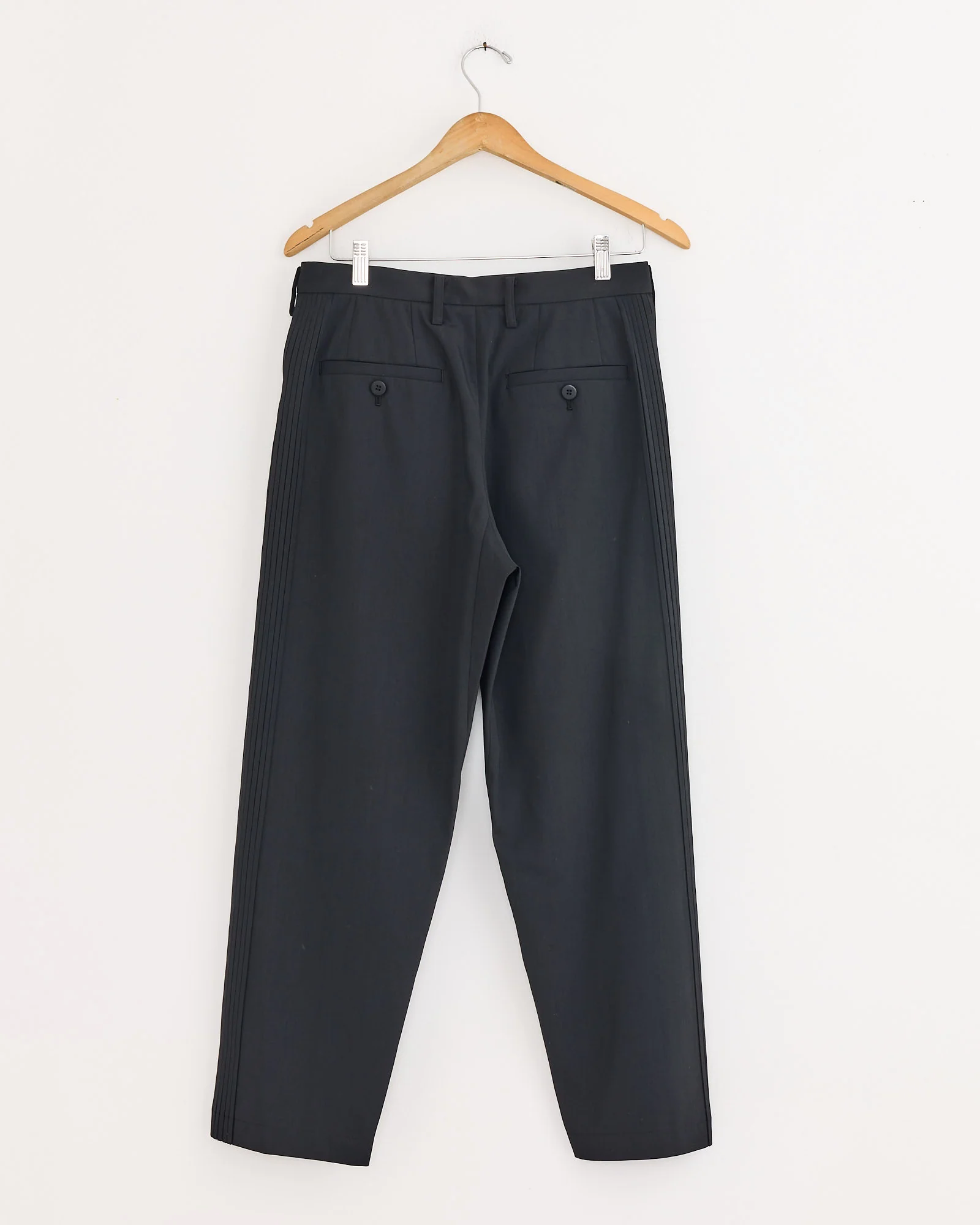 Air Pleats Pant in Black - Image 2