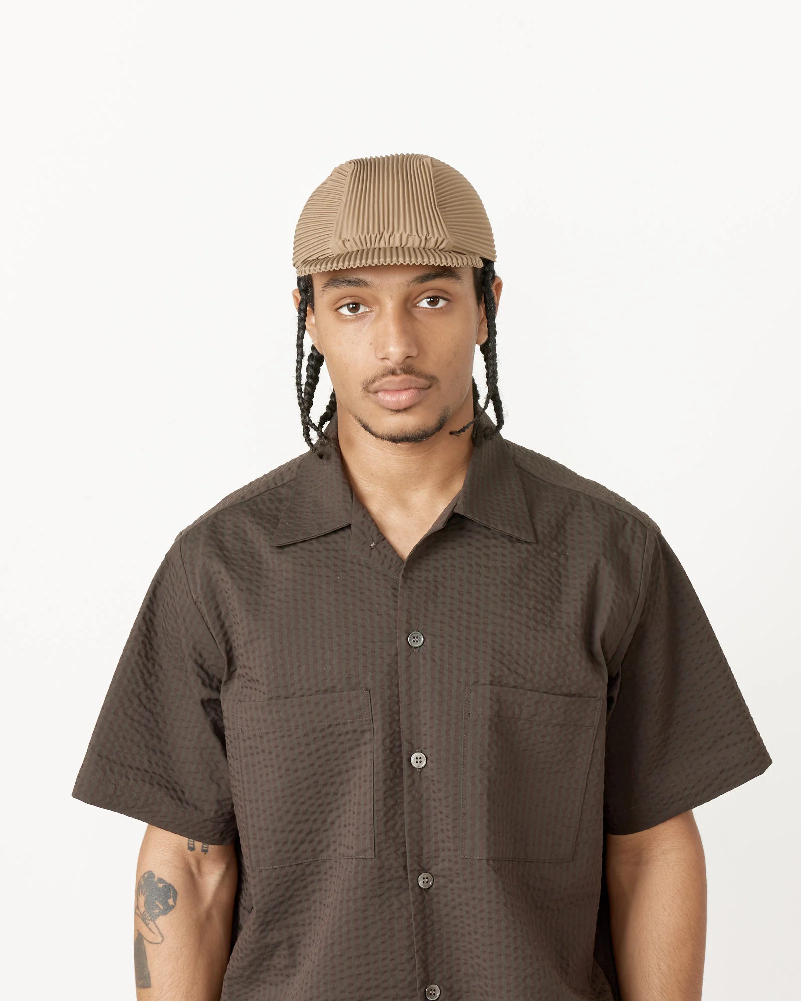 Pleats Cap in Light Mocha Brown - Image 2