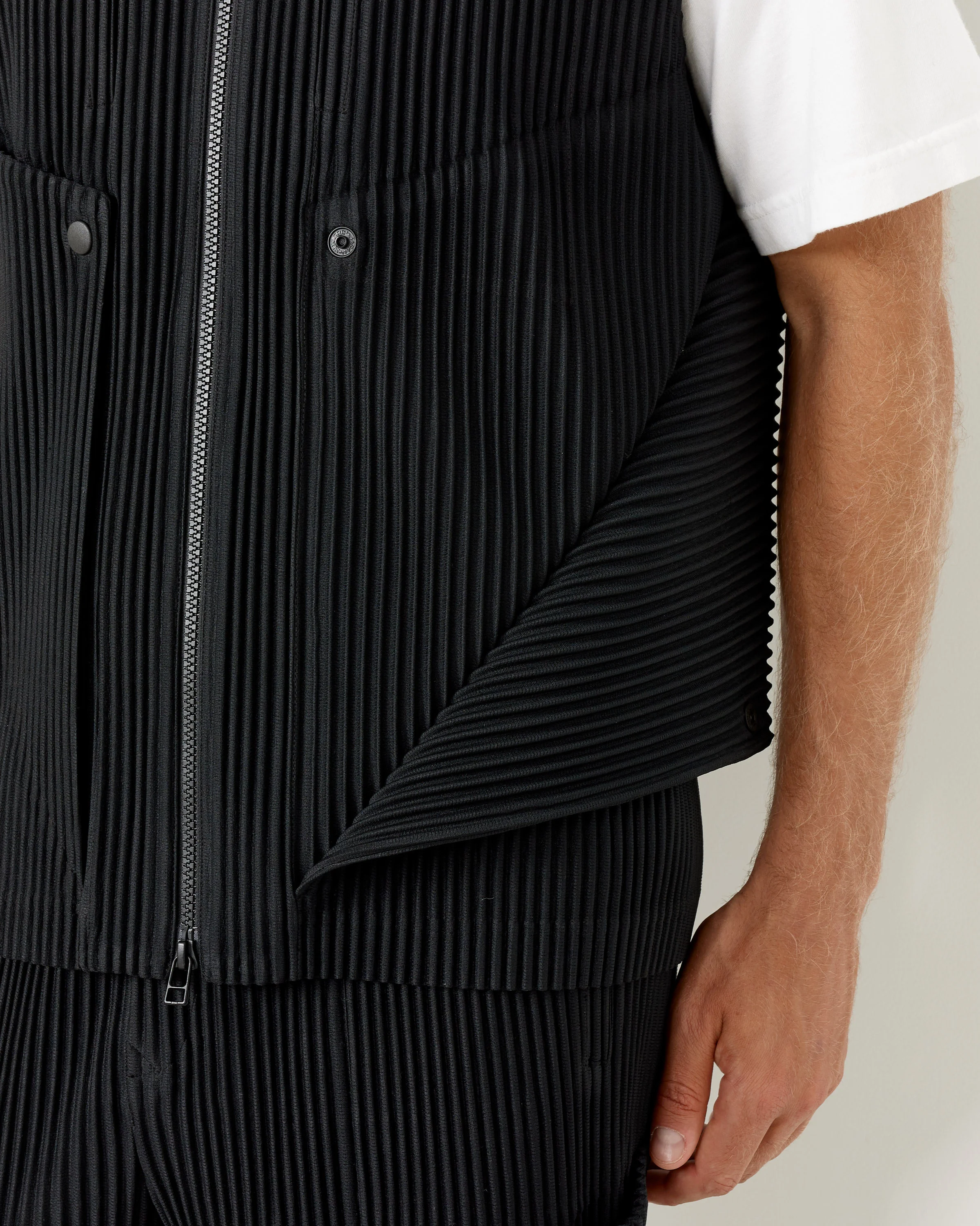 Unfold Vest - Image 2
