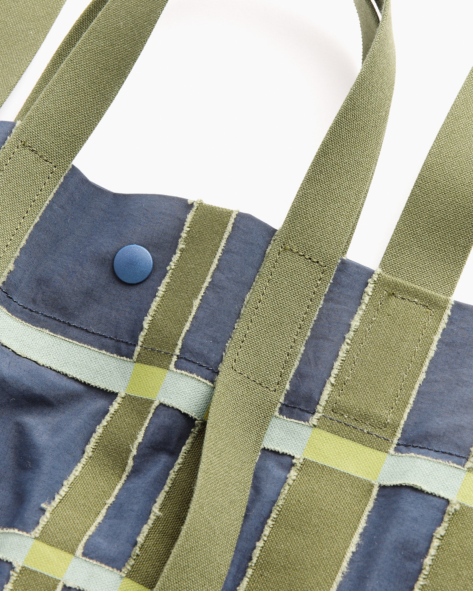 Windswept Plaid Bag in Navy - Image 2